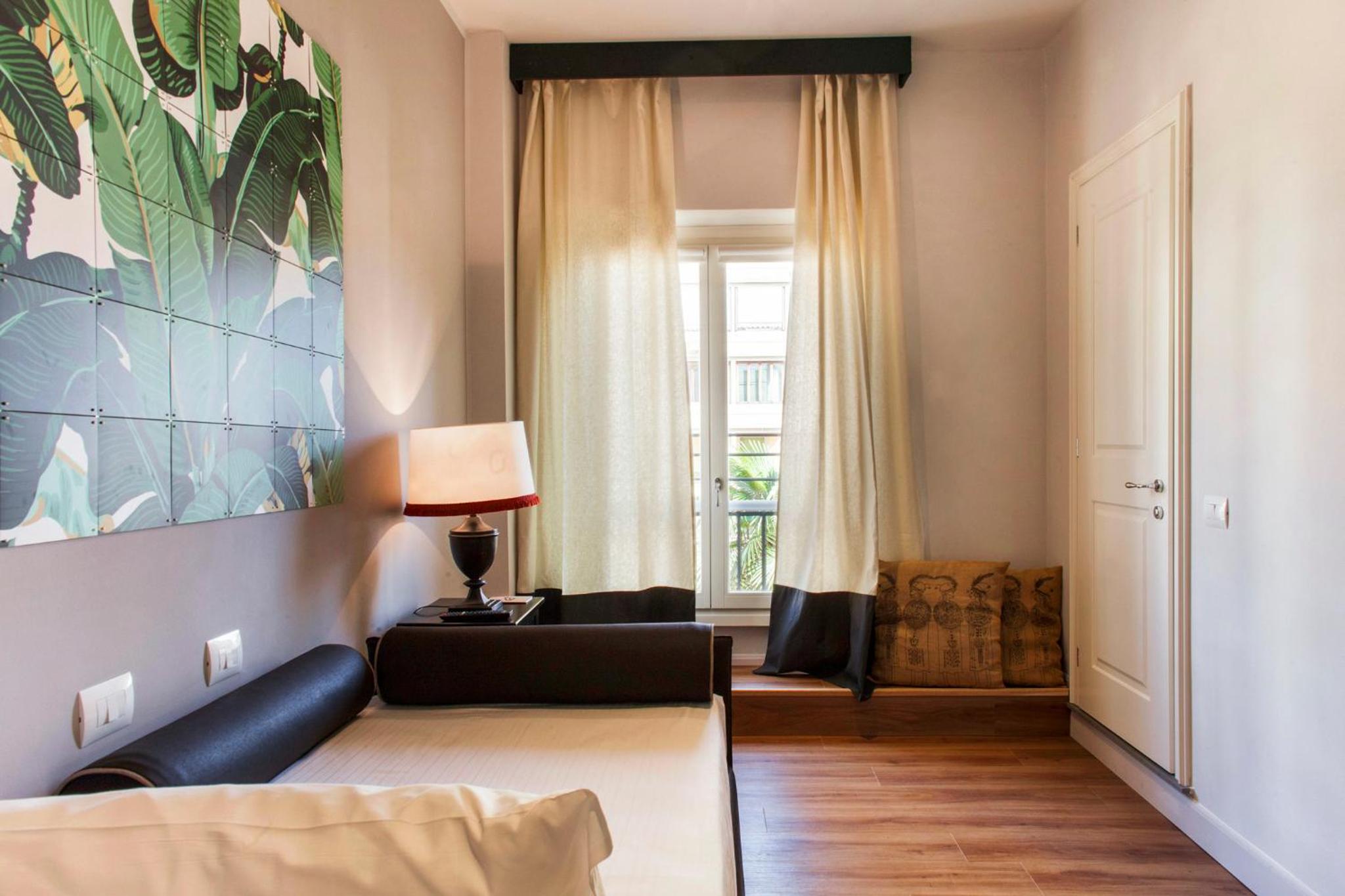 Single Room photo 2