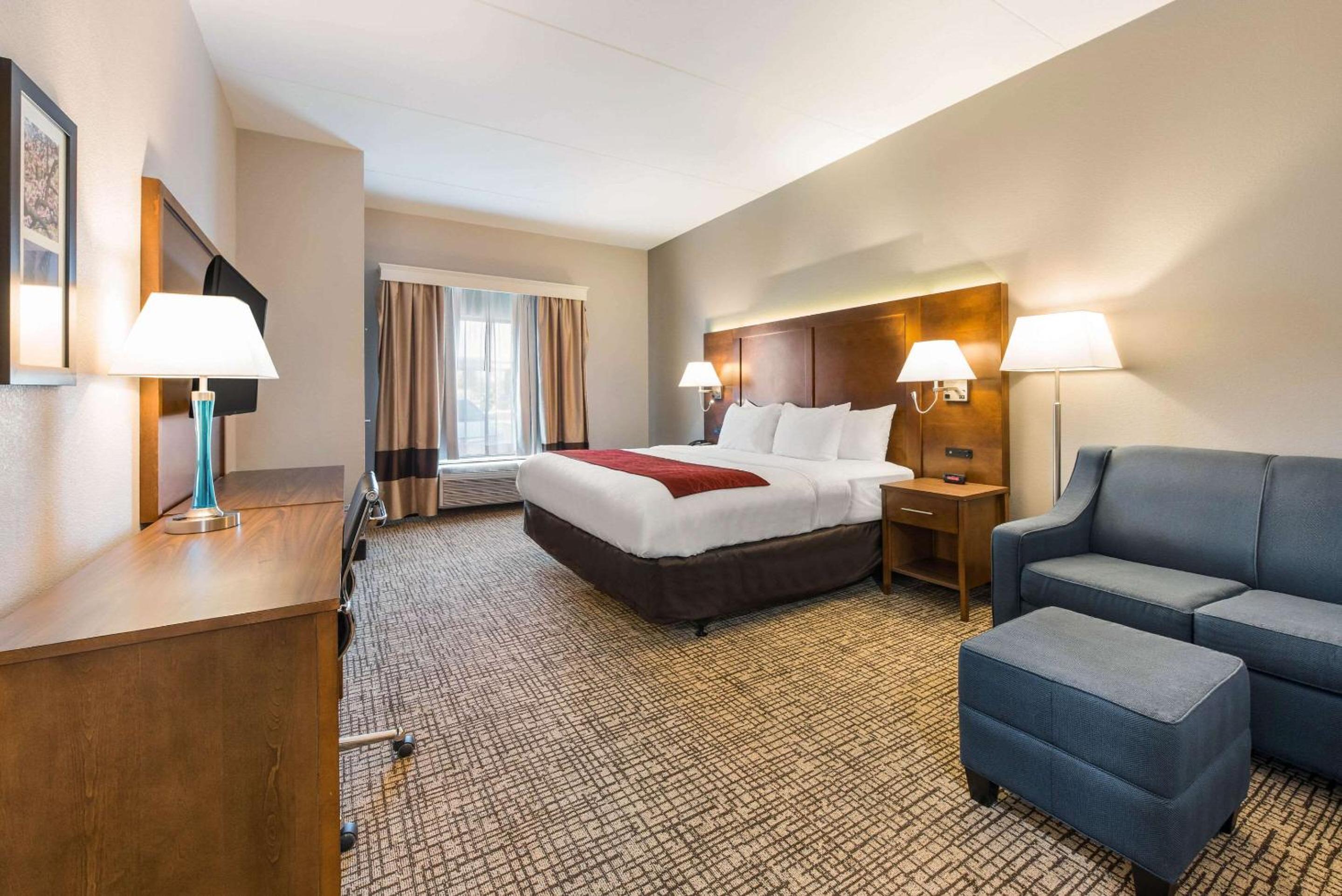 King Room - Mobility Accessible/Non-Smoking - Photo 4