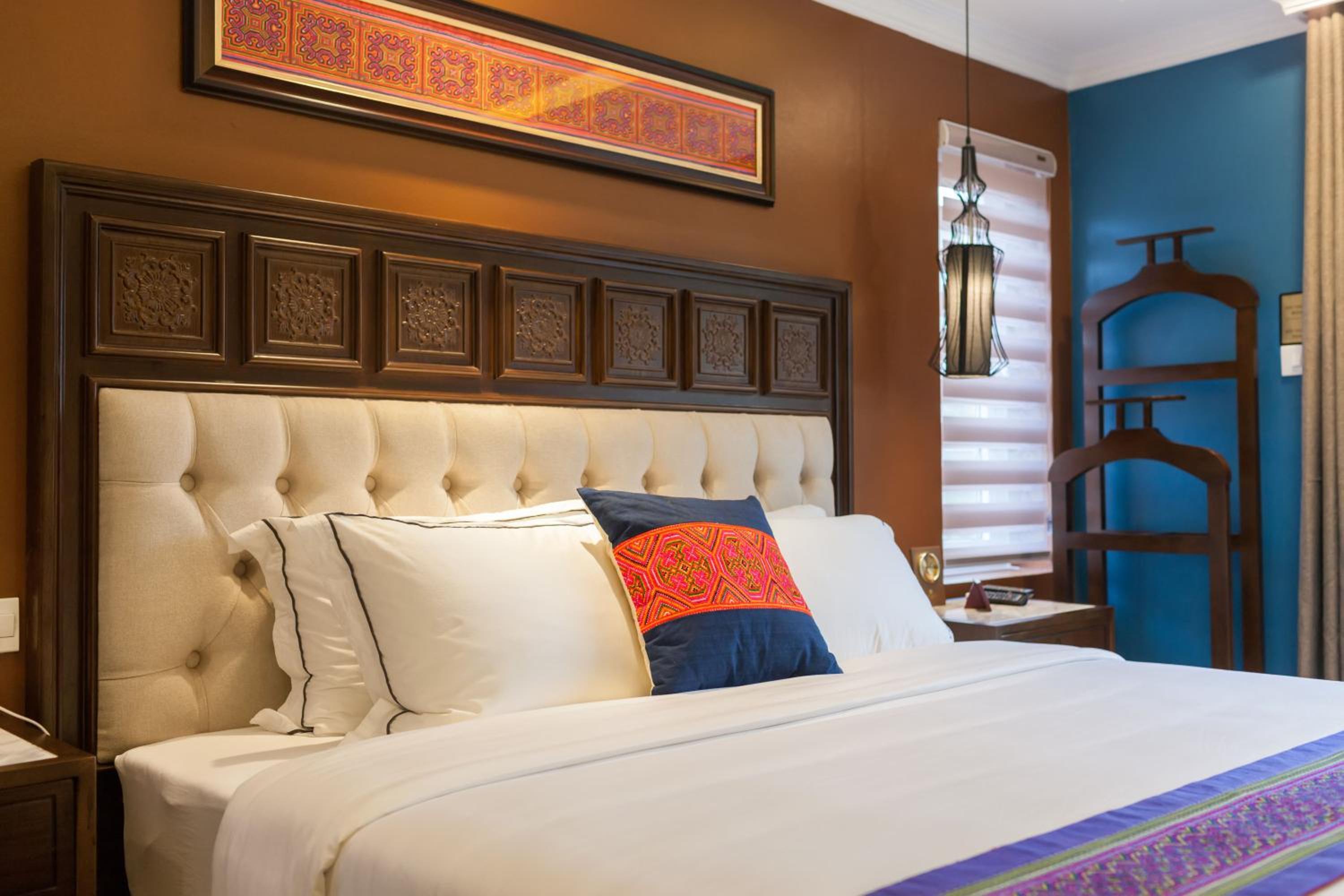 Deluxe Double Room with Balcony photo 3