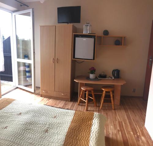 Double Room with Balcony photo 3
