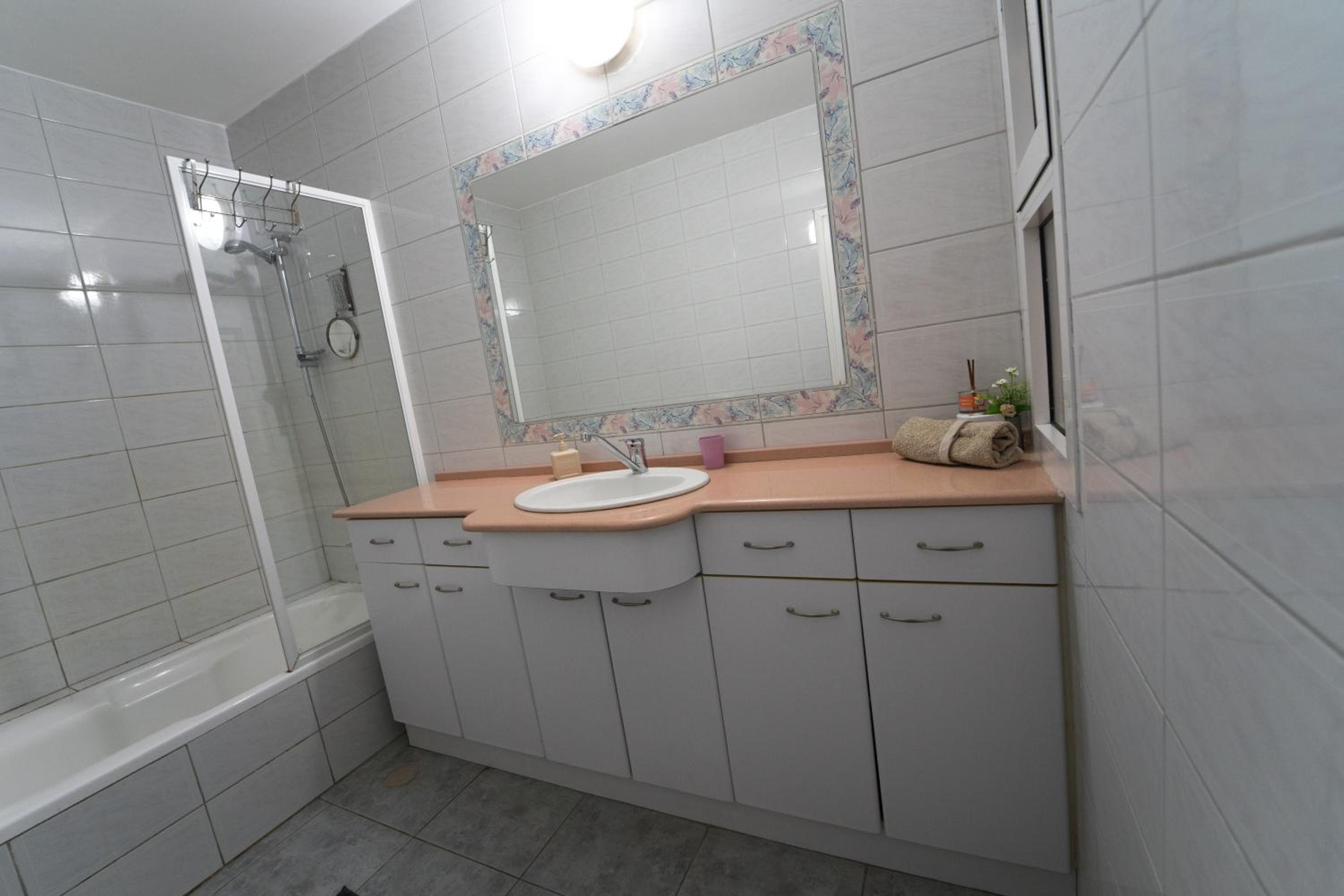 Superior Apartment - Photo 6
