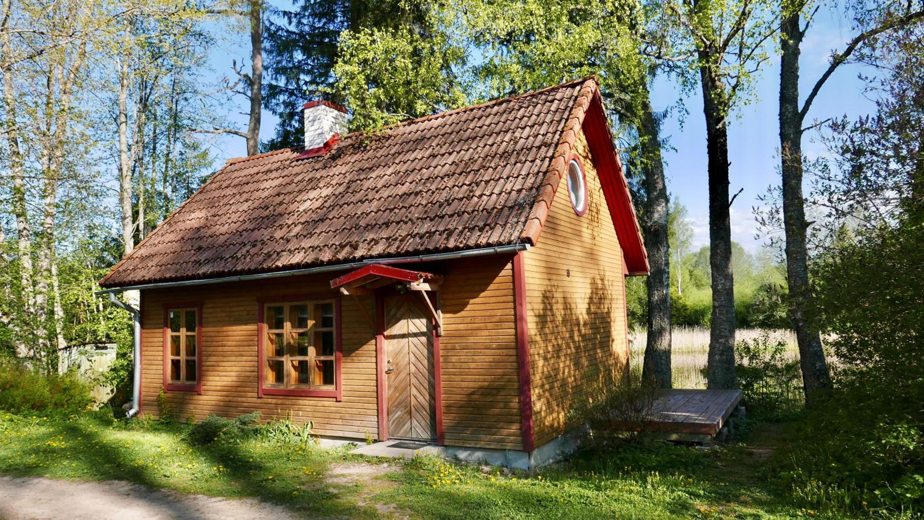 One-Bedroom House - Photo 11