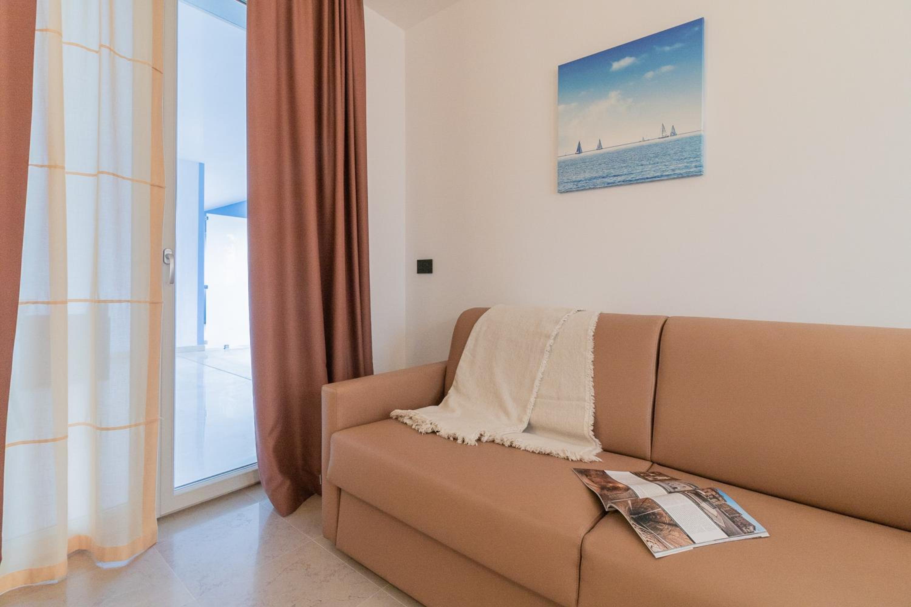 Studio Apartment With Sea View