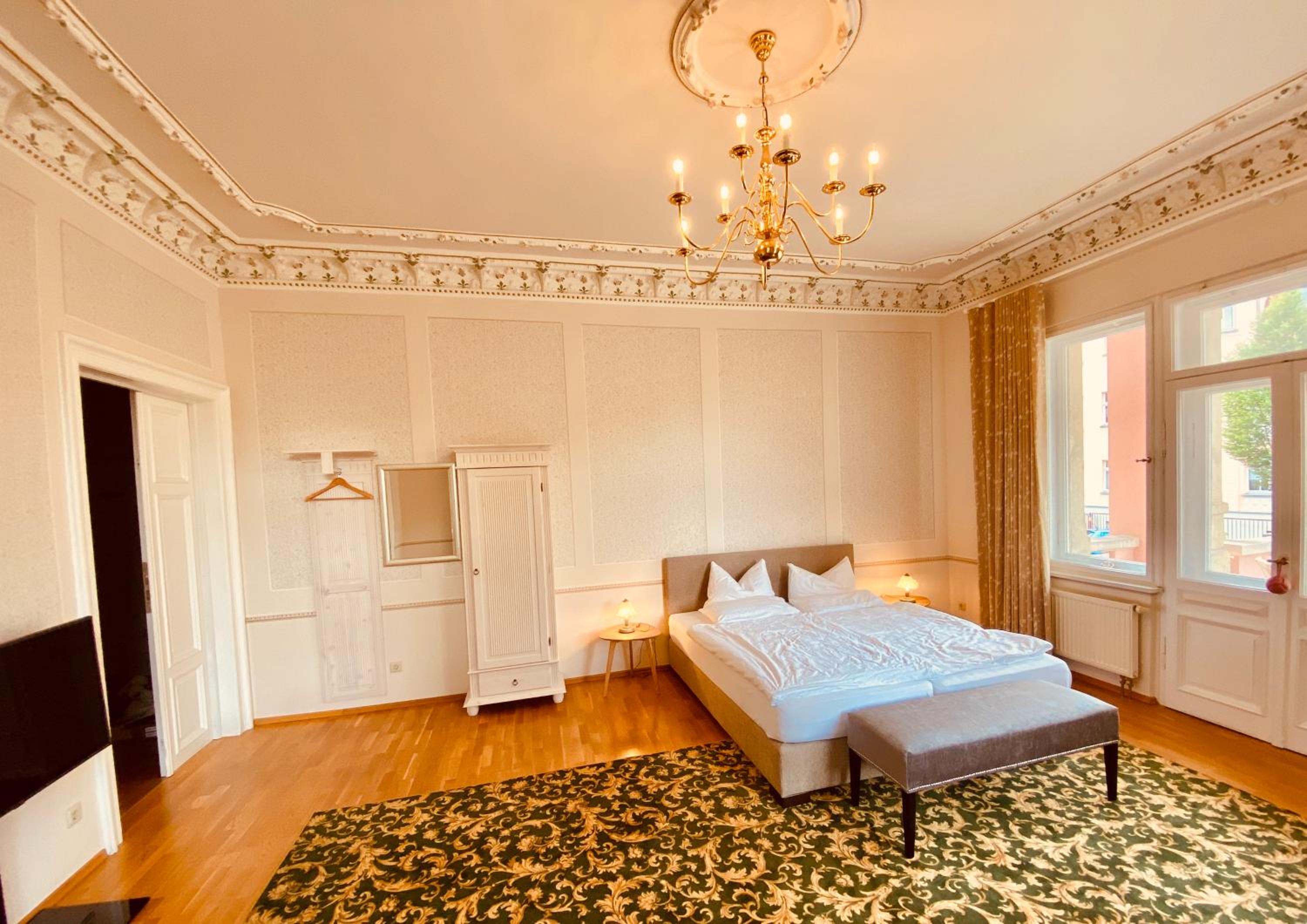 Deluxe Room - Photo 1