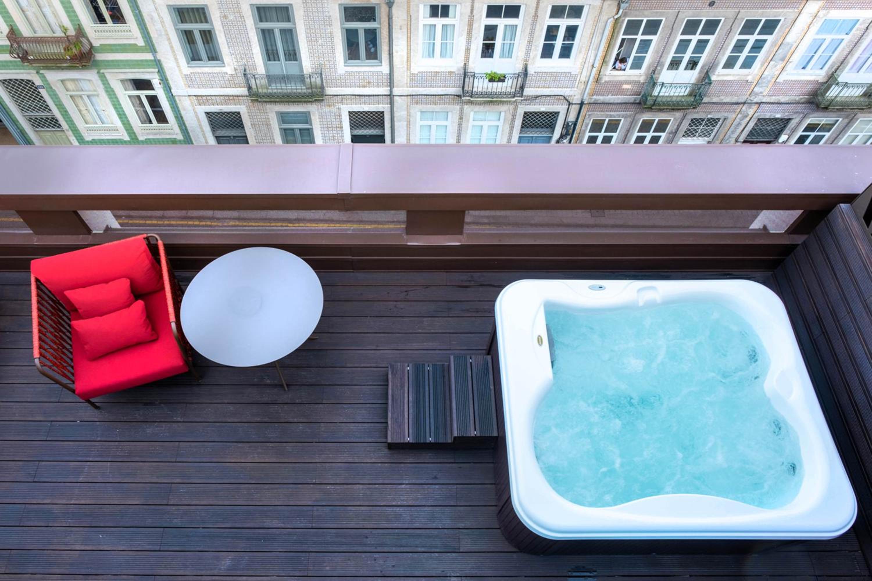 Superior Double Room with Hot Tub - Photo 4