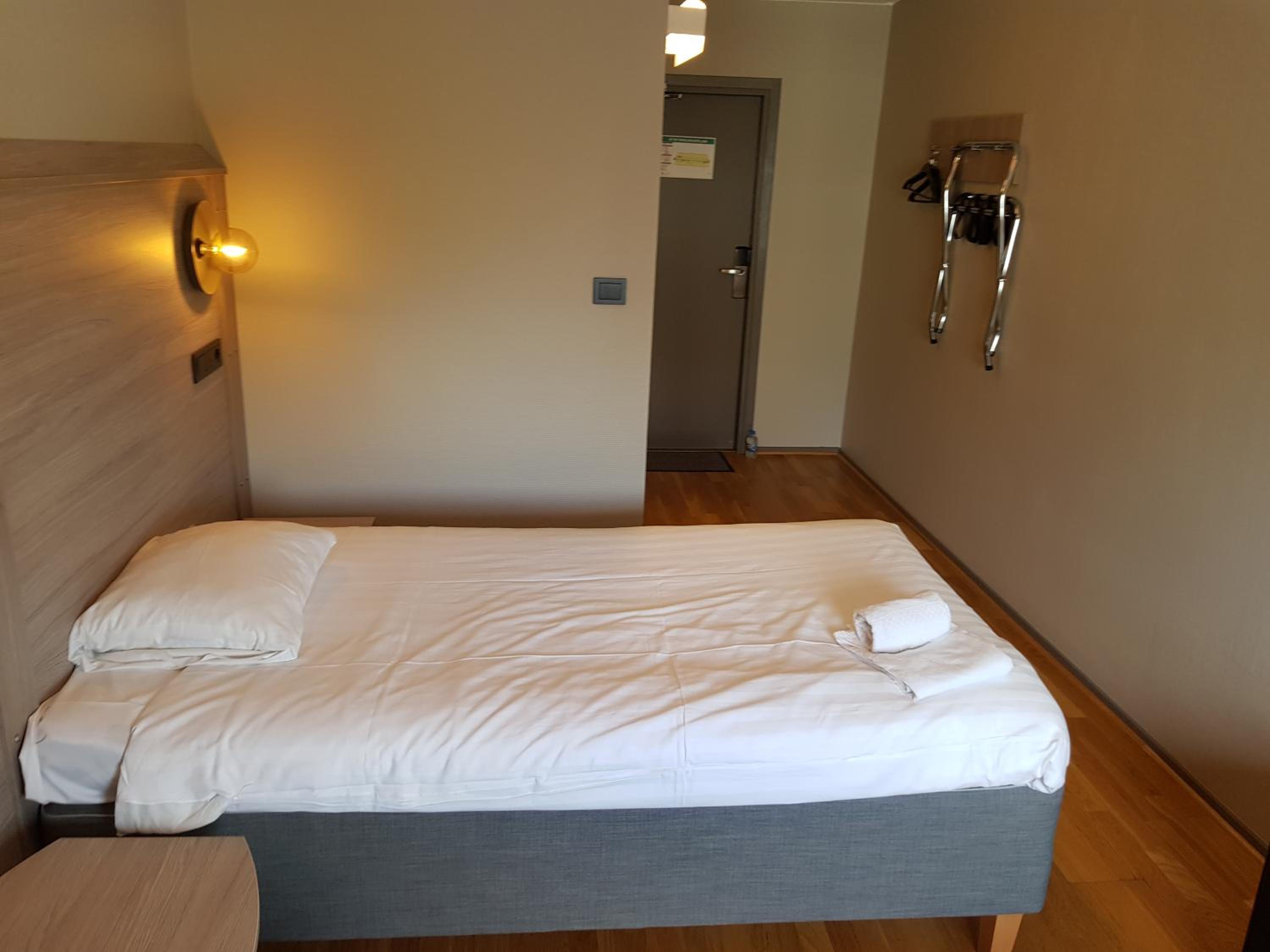 Single Room photo 2