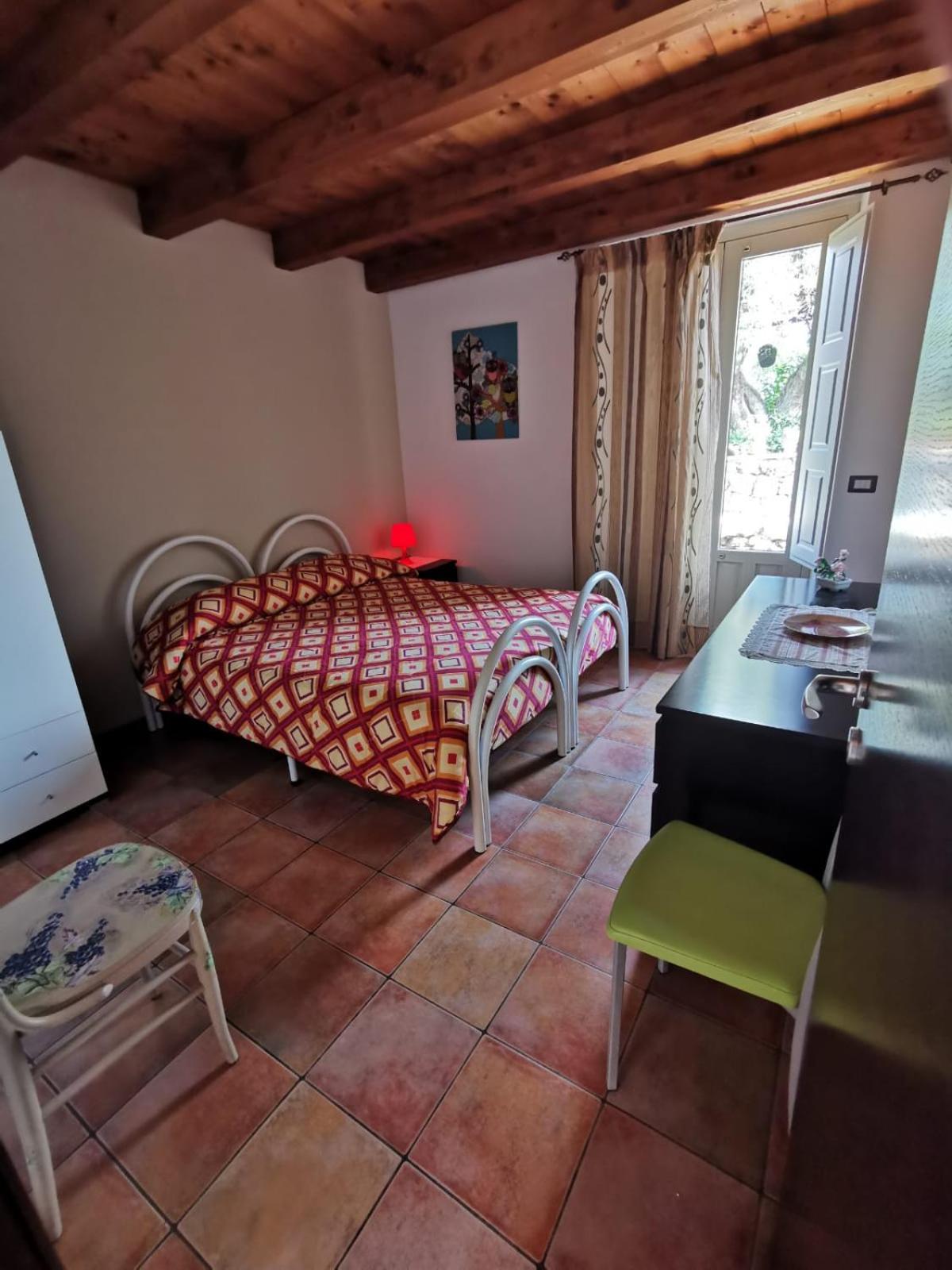 Holiday Home with Two Rooms and Garden photo 1