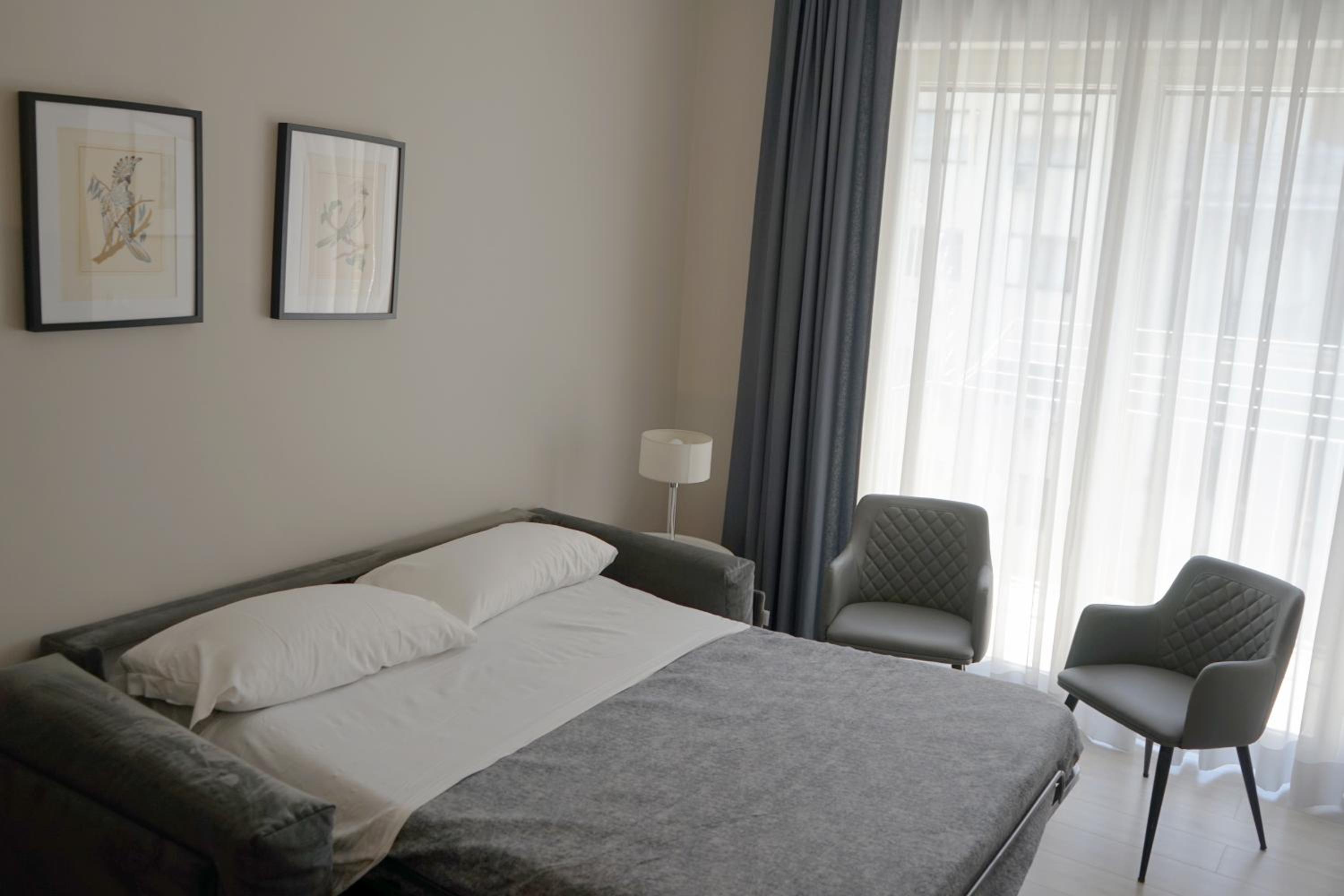 Apartment - Photo 2
