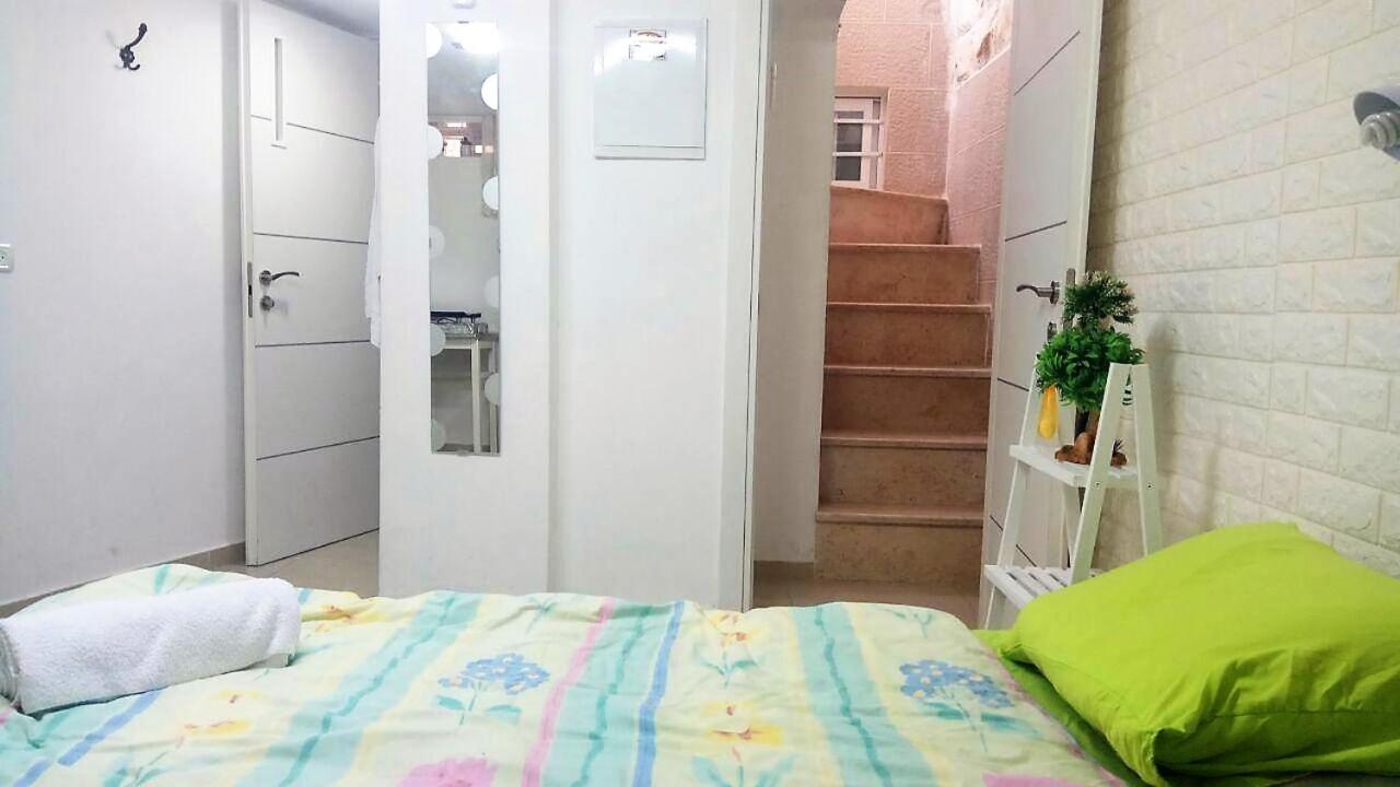 One-Bedroom Apartment - Photo 7