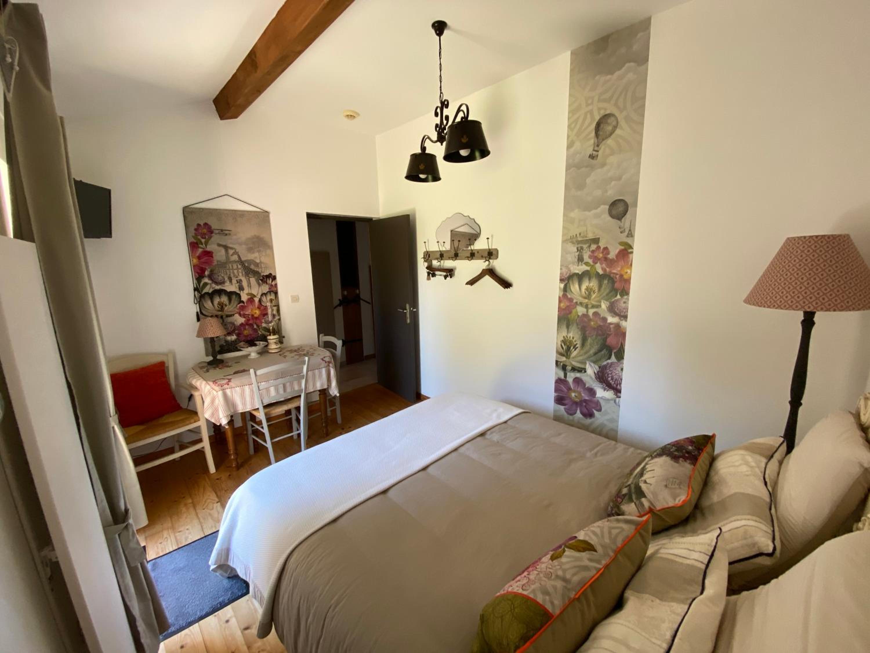 Family Double Room - Photo 1
