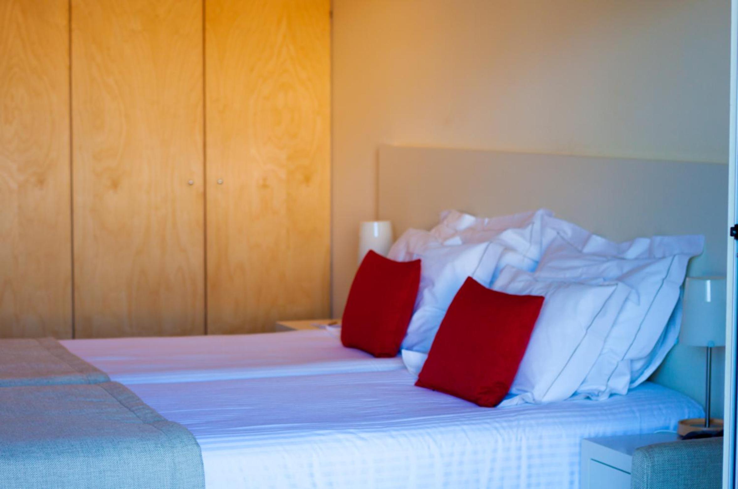 Double or Twin Room - Photo 6
