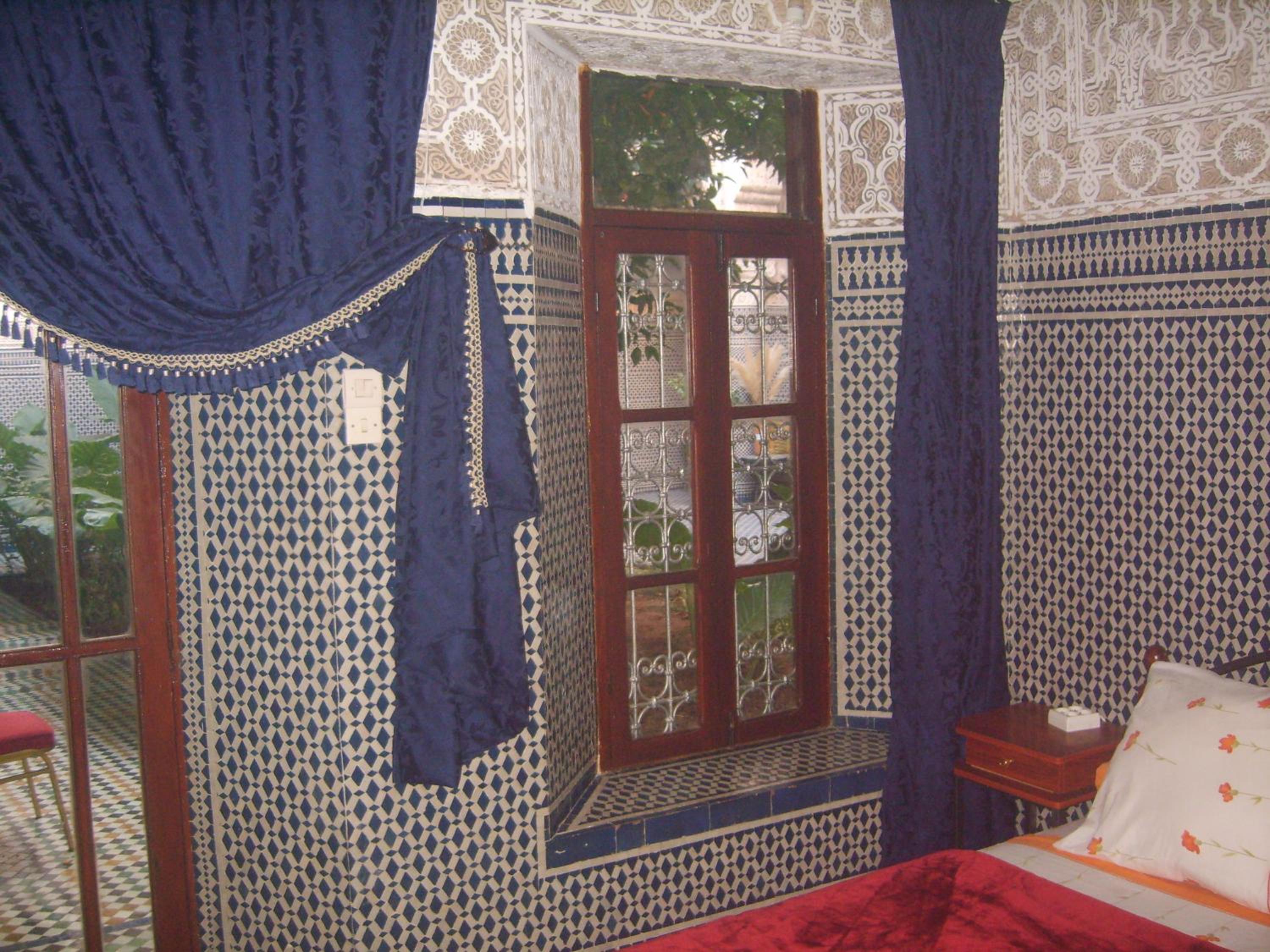 Quadruple Room - Disability Access - Photo 4