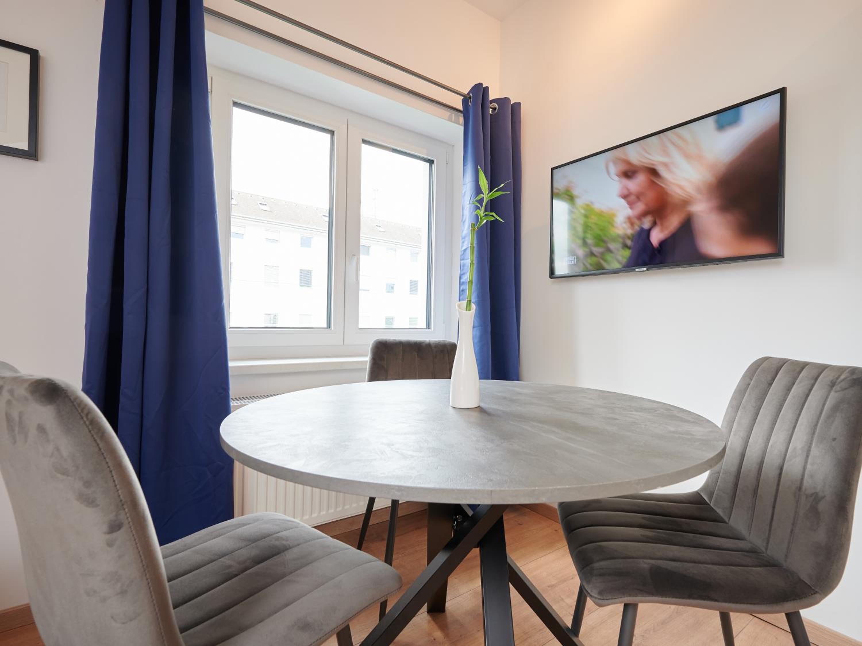 Family Apartment photo 2