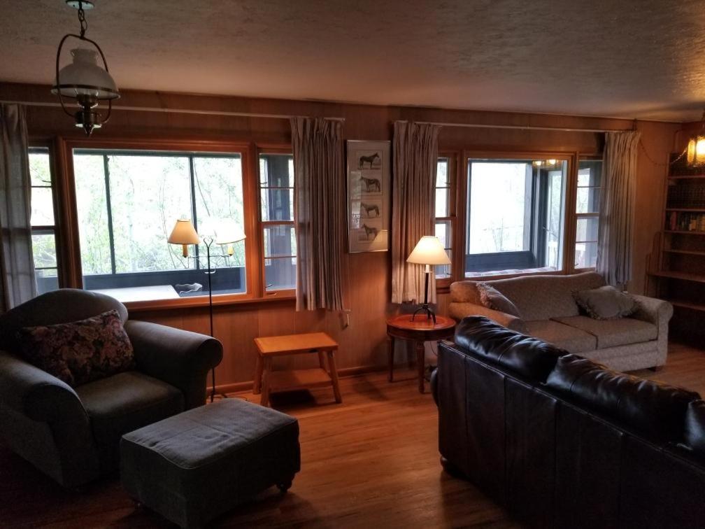 Two-Bedroom House photo 1