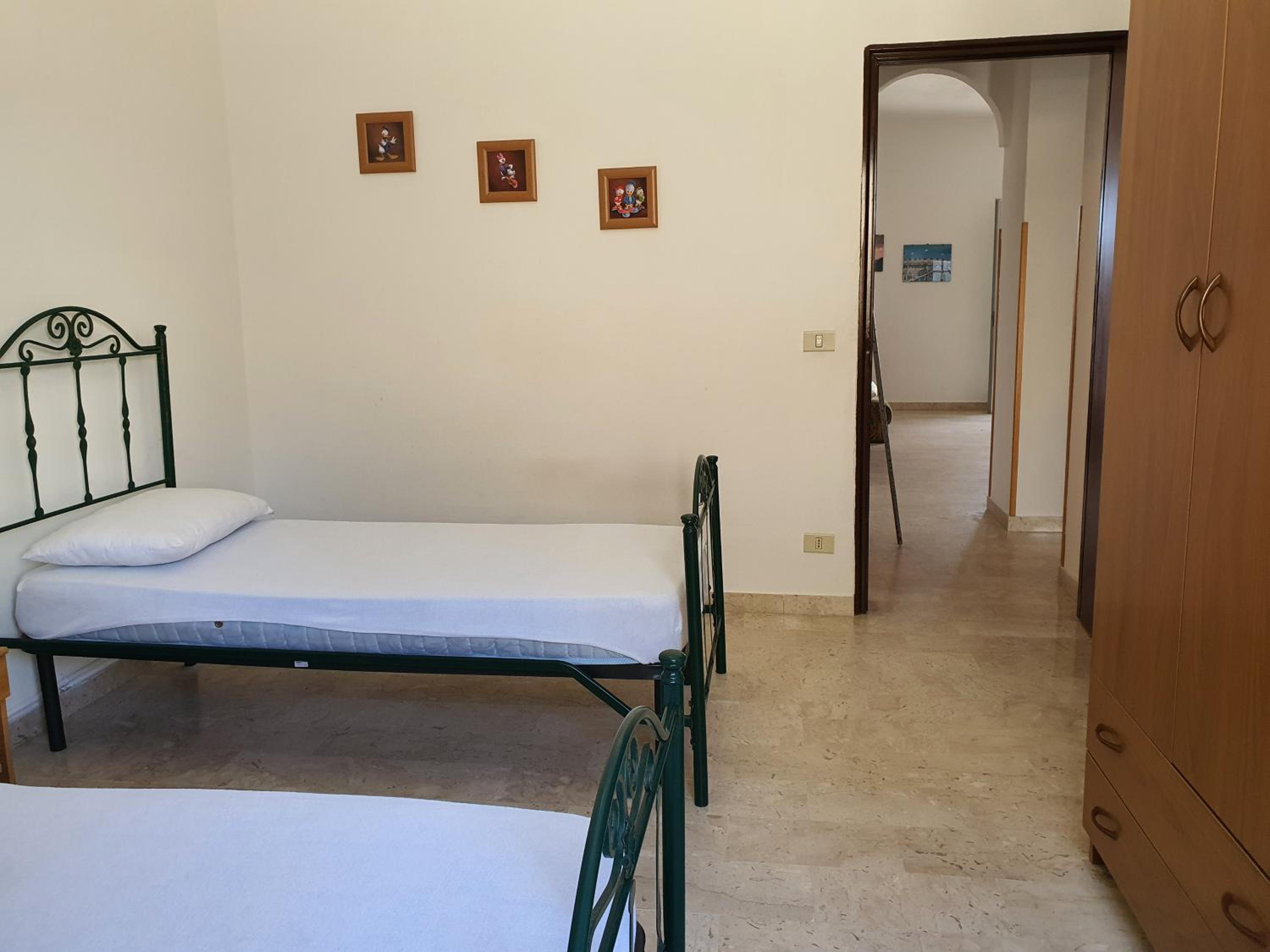 Two-Bedroom House photo 3