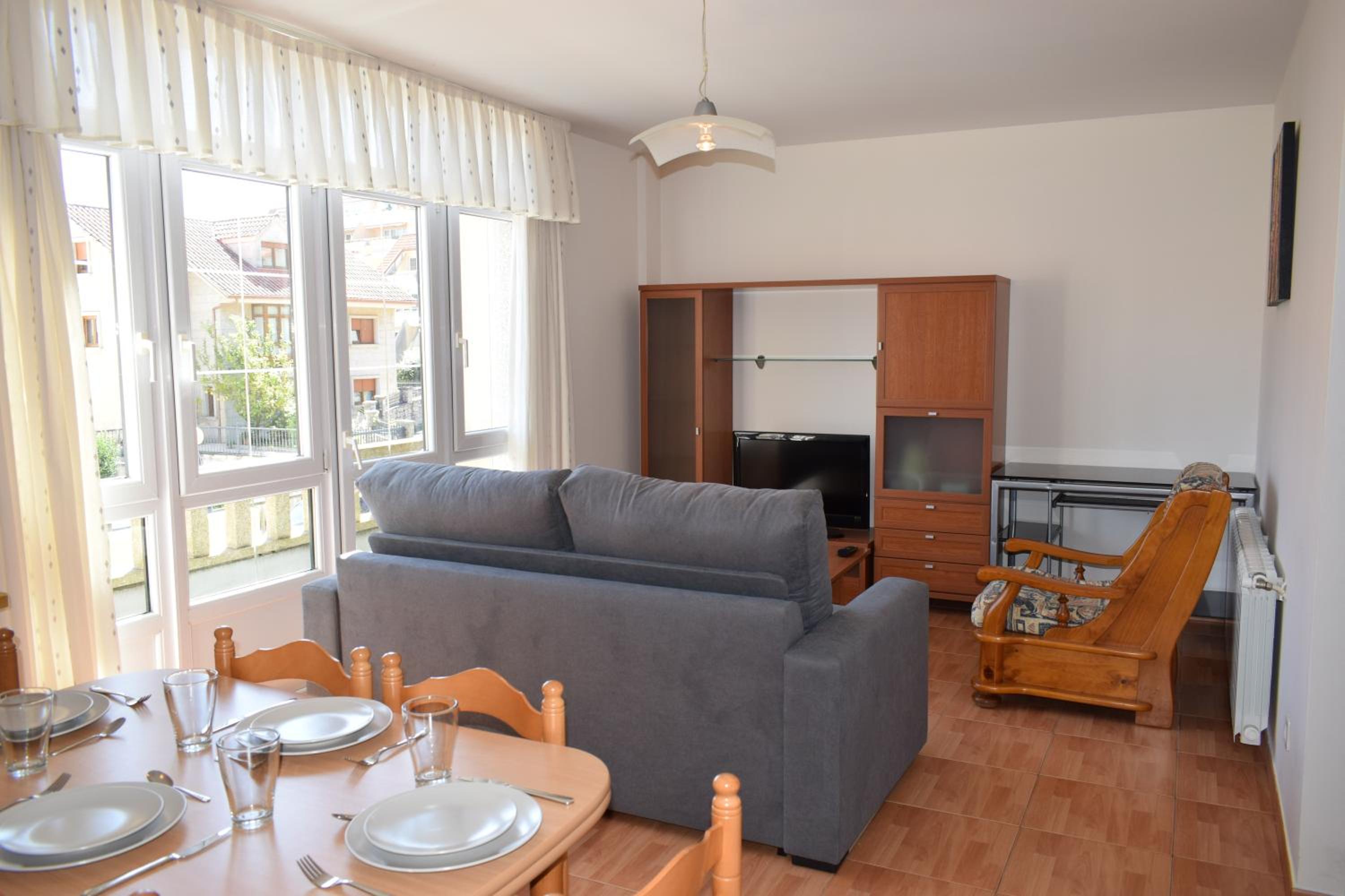 Two-Bedroom Apartment (5 Adults) photo 3