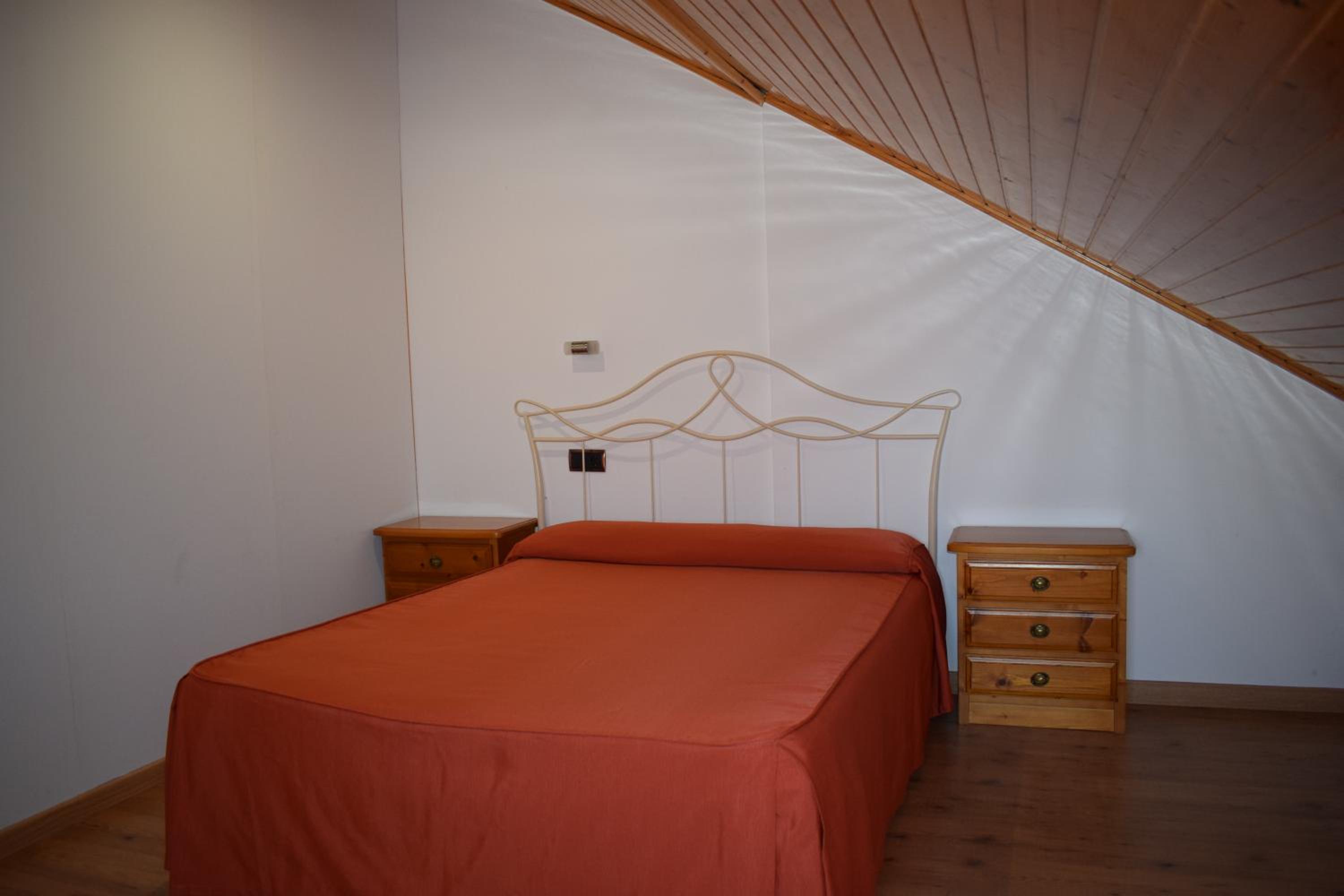 Three-Bedroom Apartment (7 Adults) photo 2