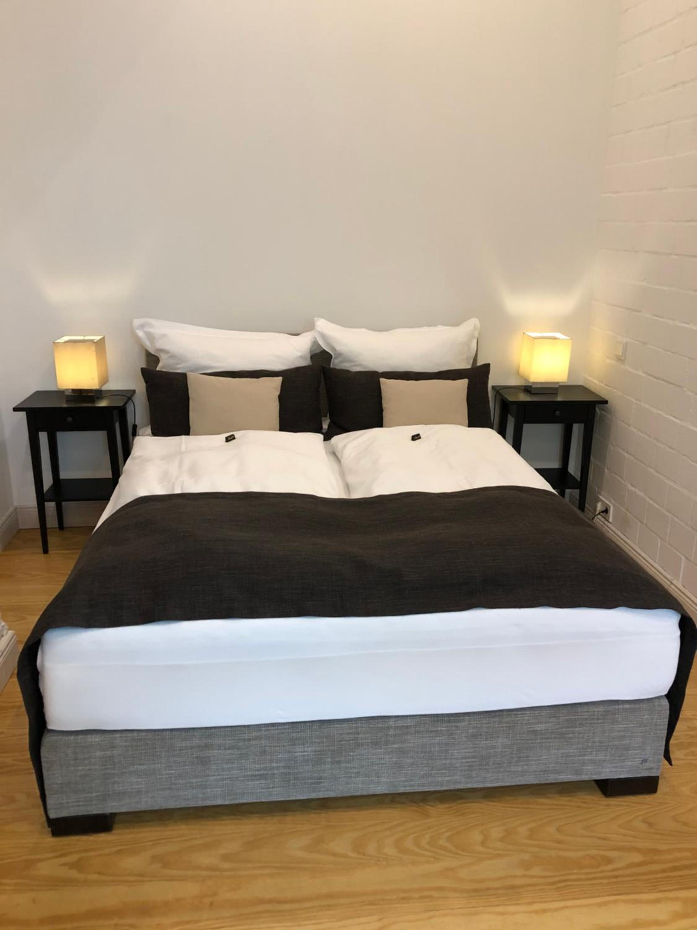Studio Apartment photo 1