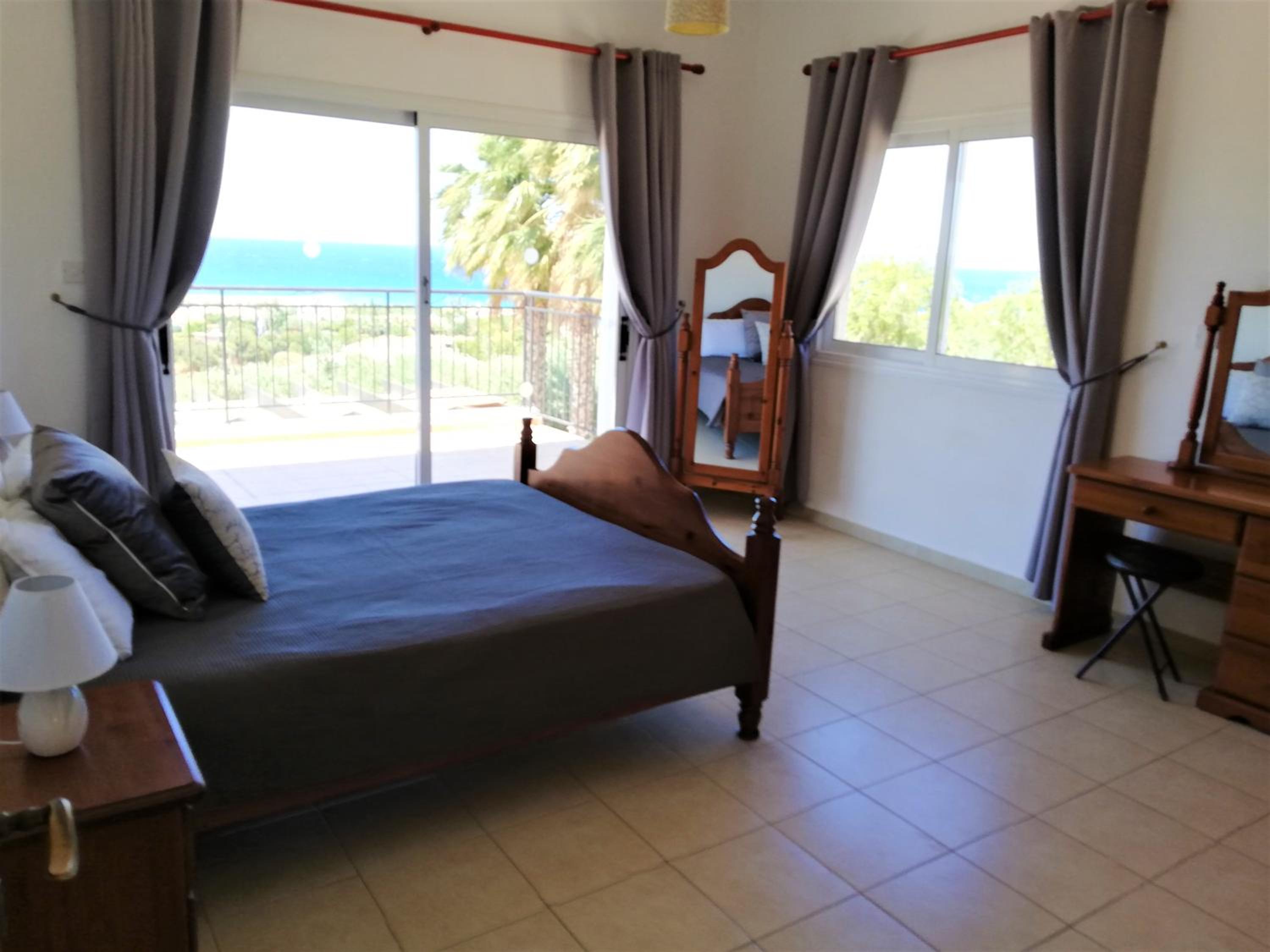 Superior Villa photo 2