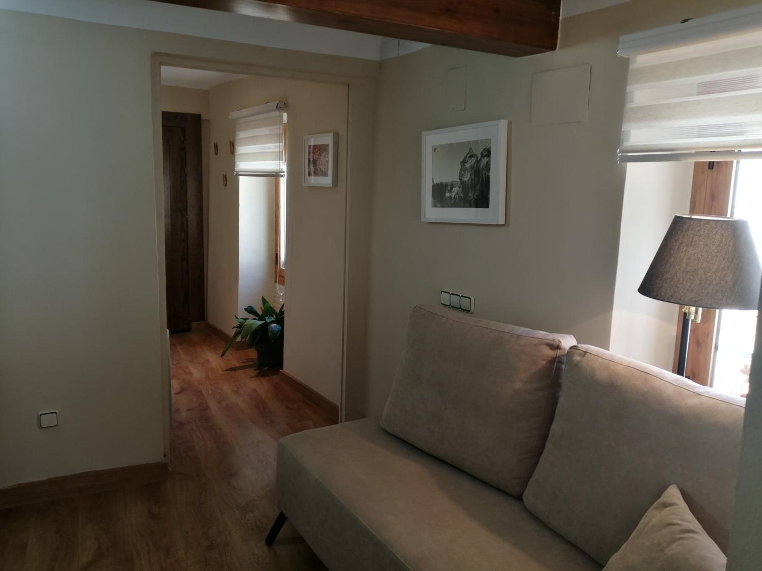 Two-Bedroom Apartment - Photo 5