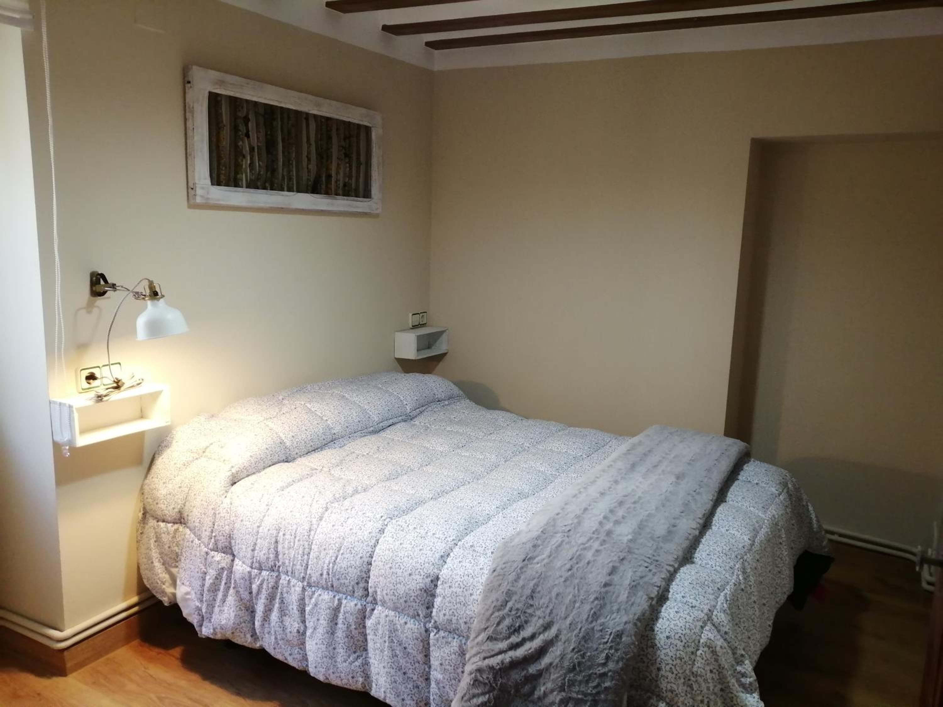 Two-Bedroom Apartment - Photo 8