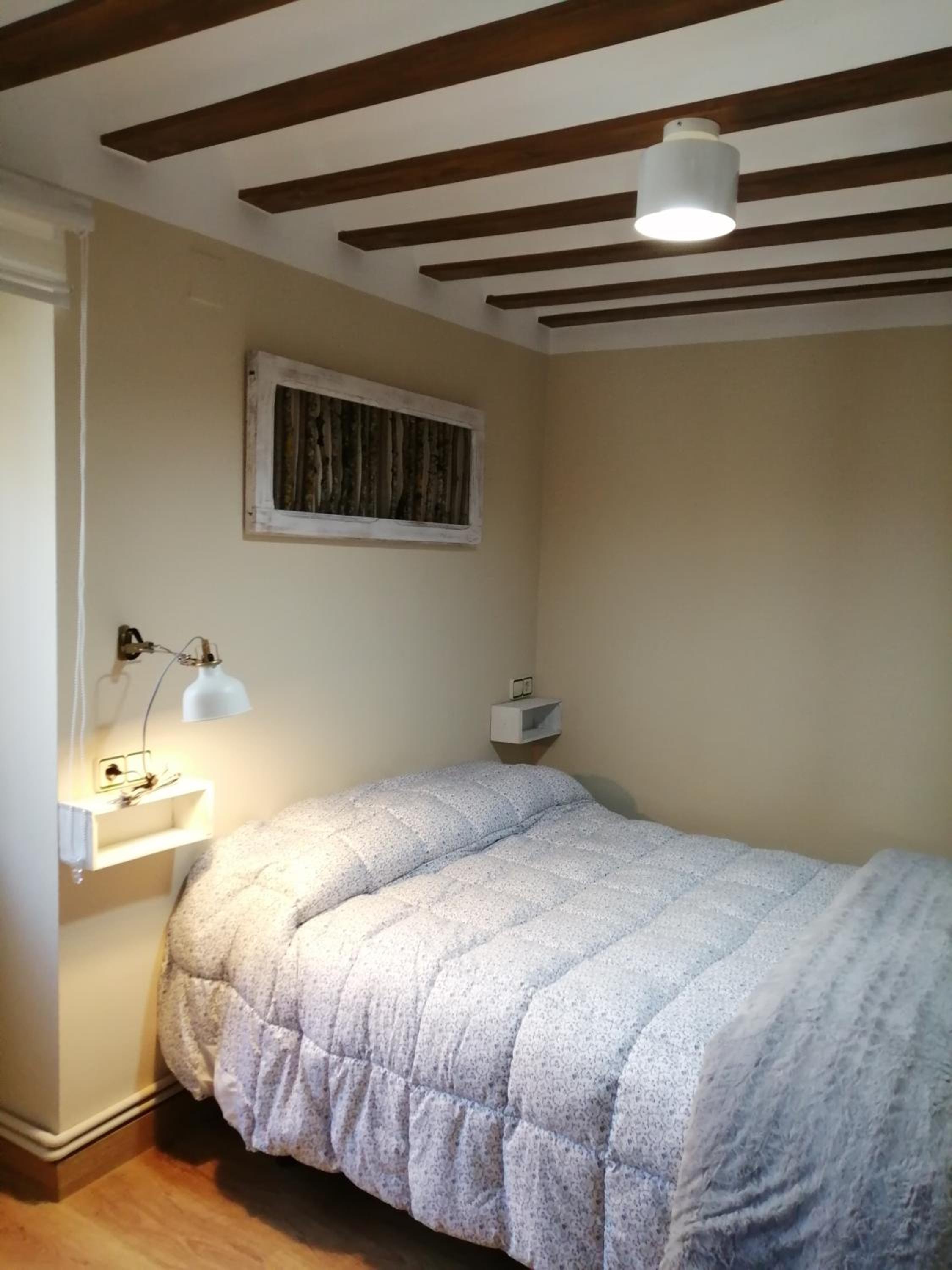 Two-Bedroom Apartment - Photo 9