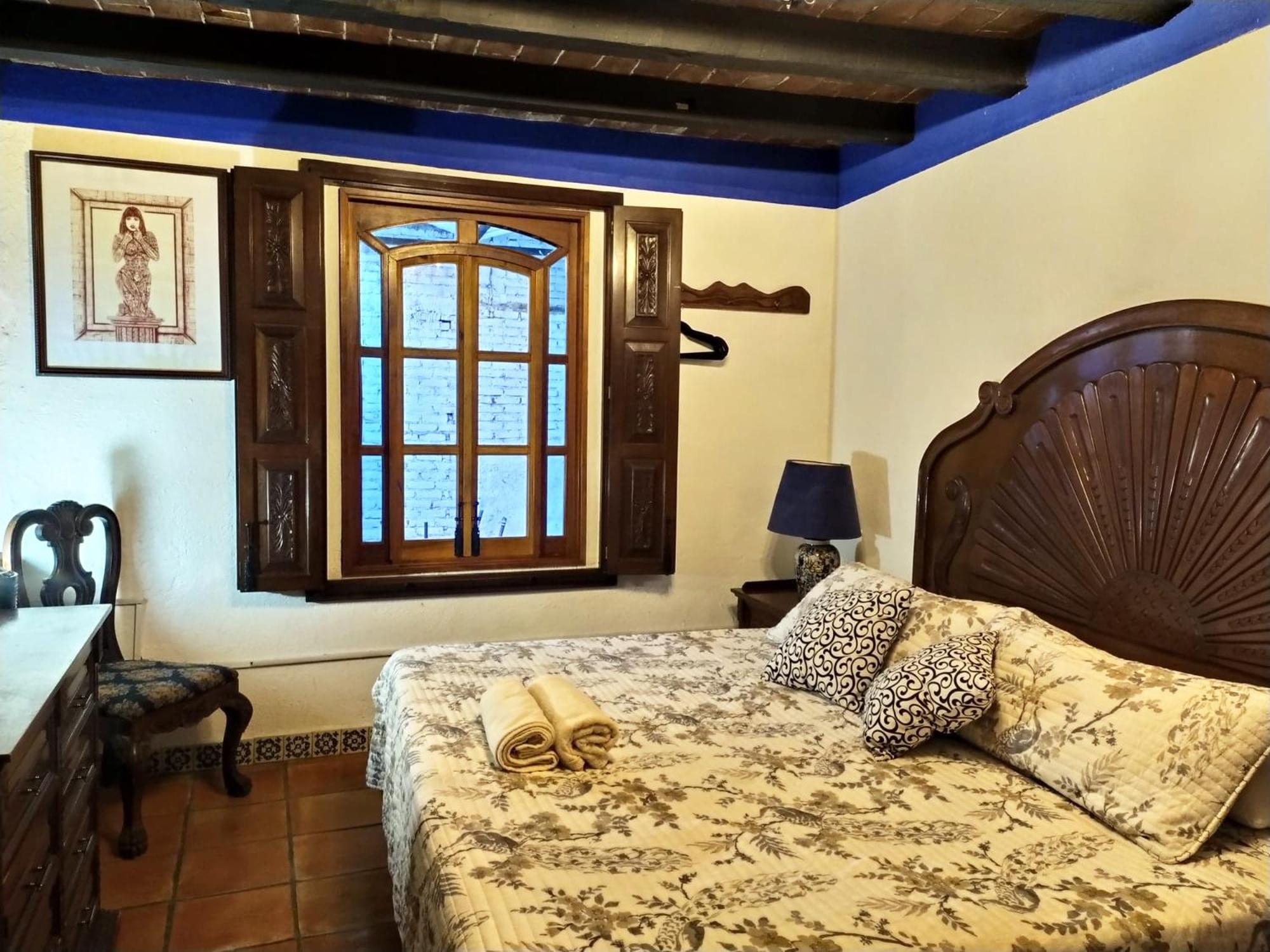 Deluxe Double Room - Photo 11