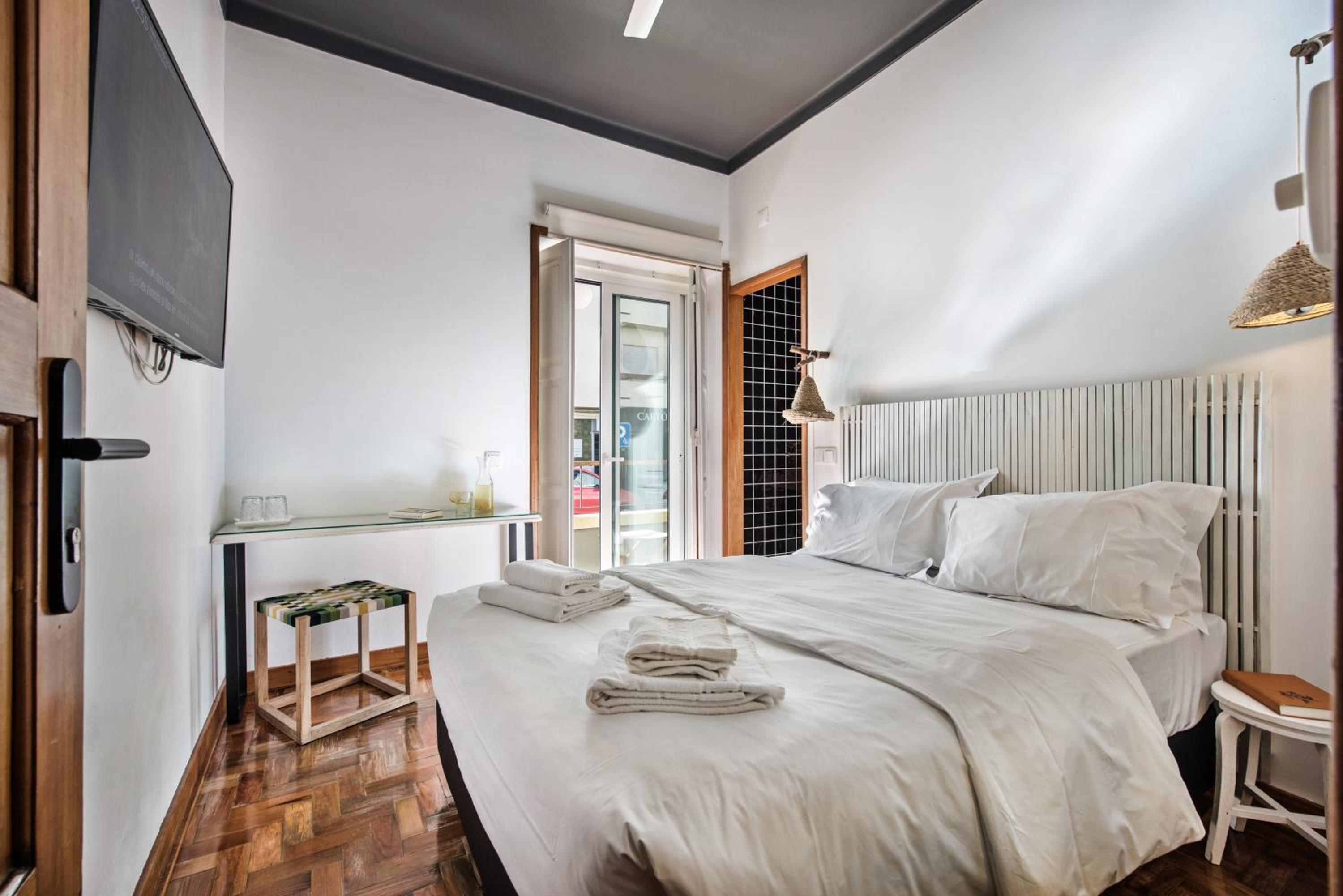 Small Double Room with Balcony photo 1