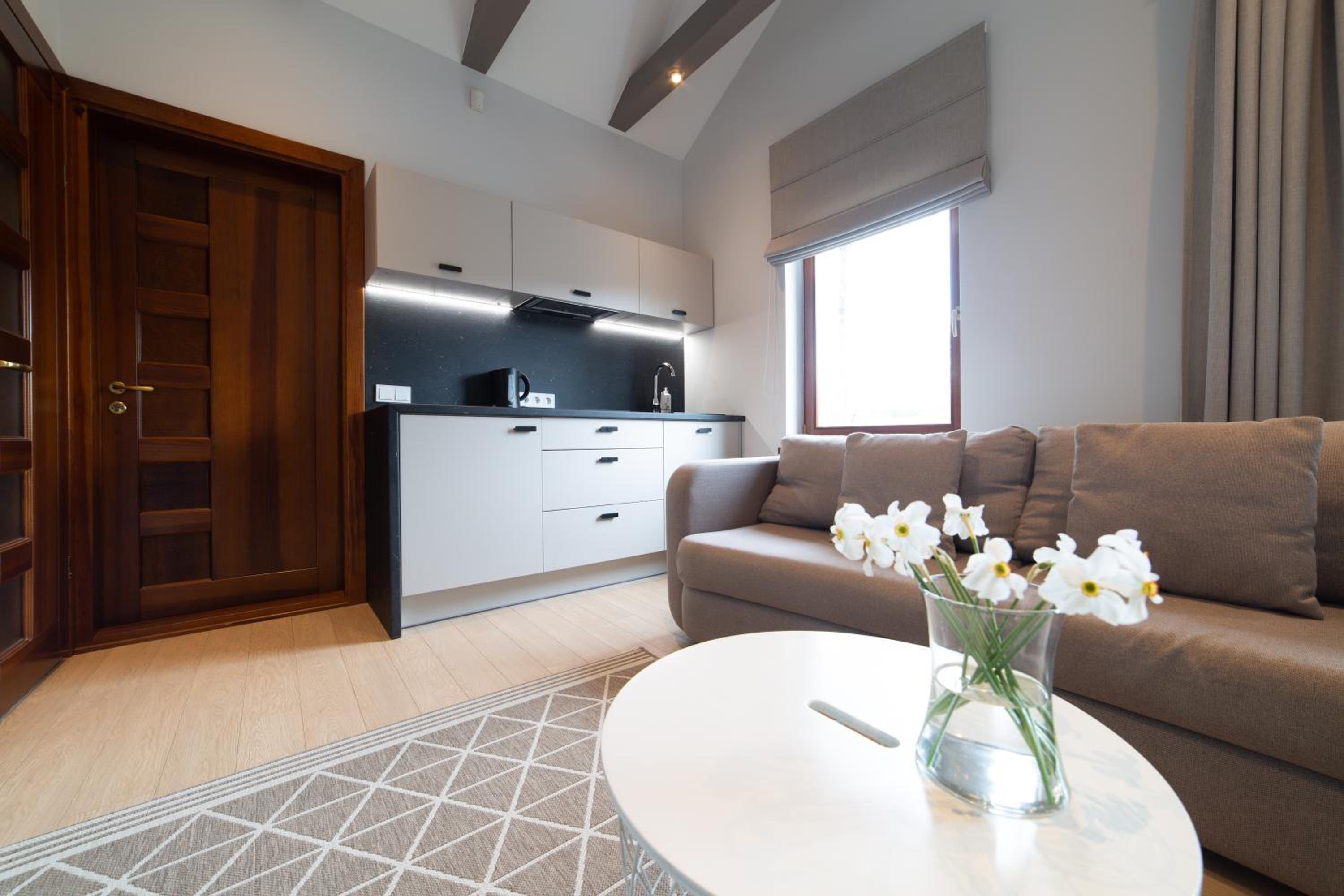 King Studio with Sofa Bed
