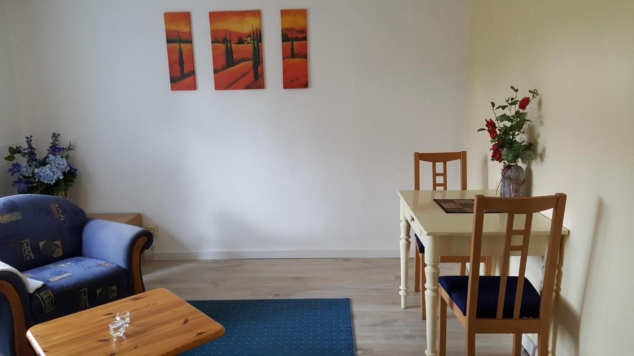 One-Bedroom Apartment photo 2