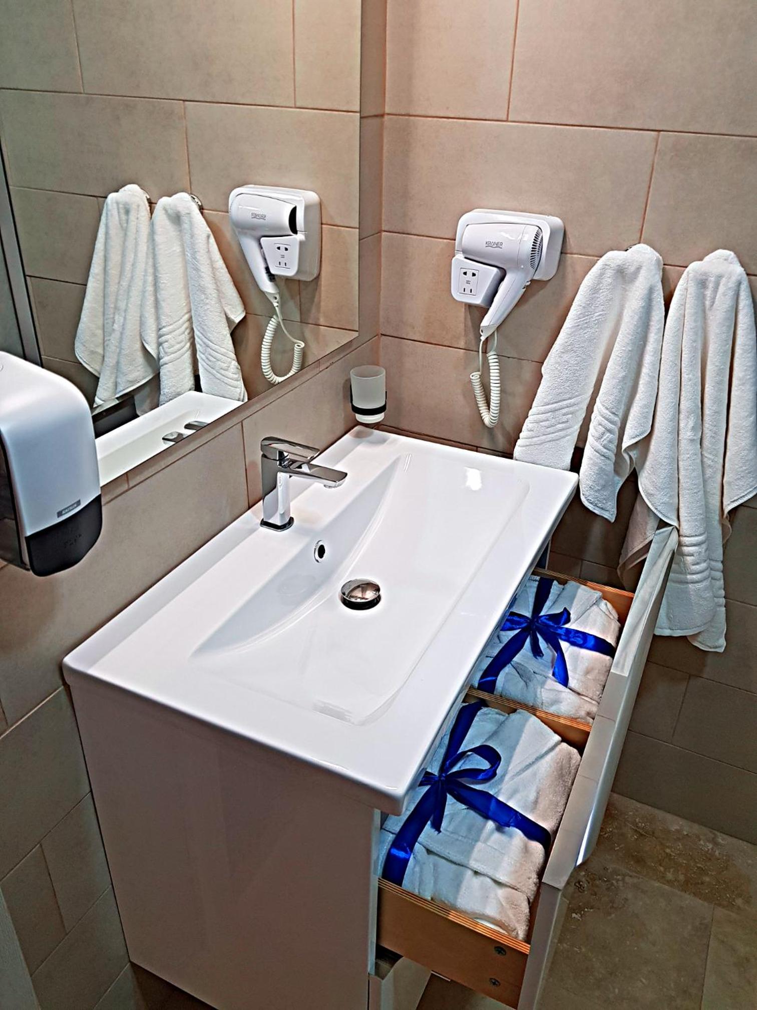 Superior Double Room - Photo 20