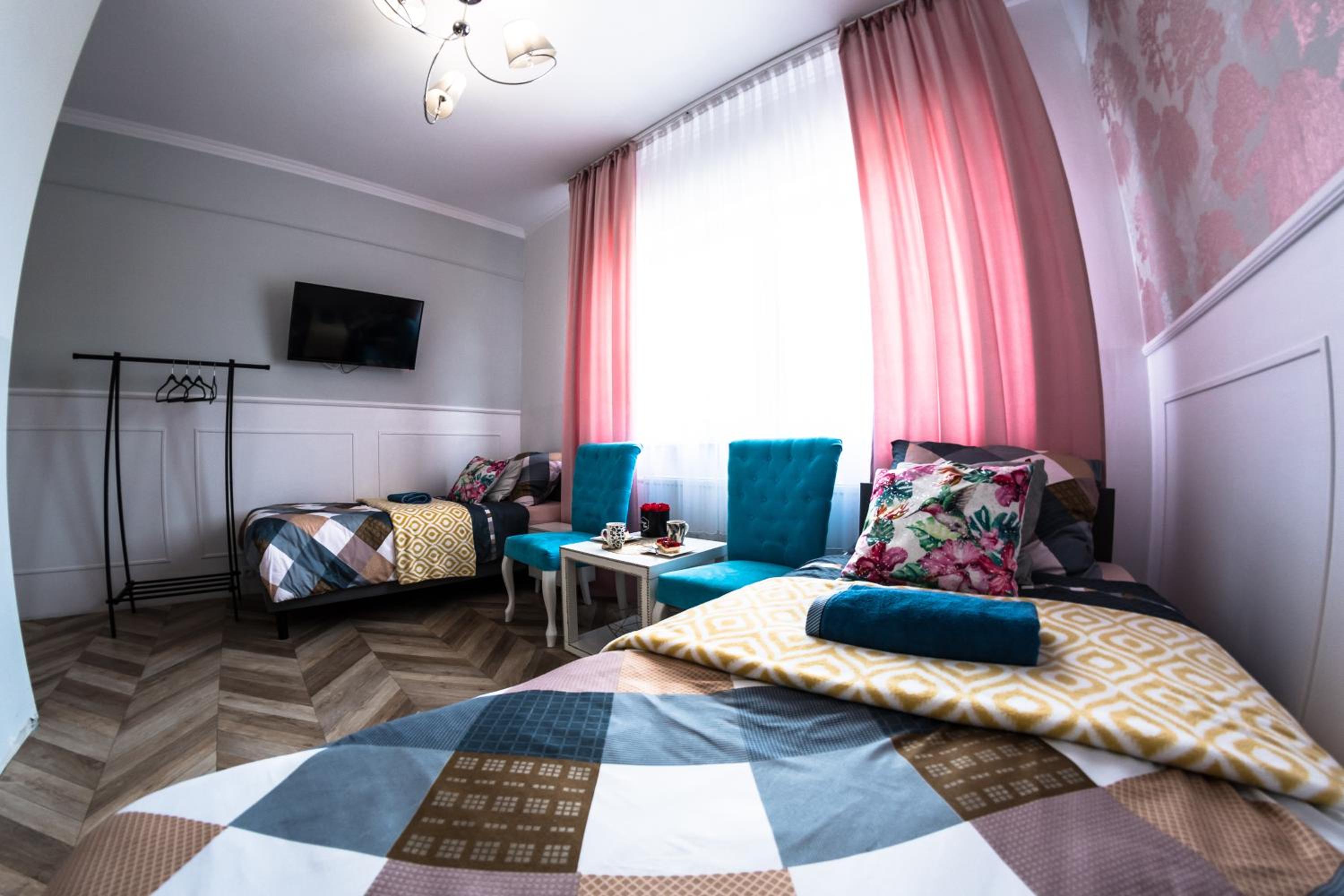 Deluxe Twin Room - Photo 1