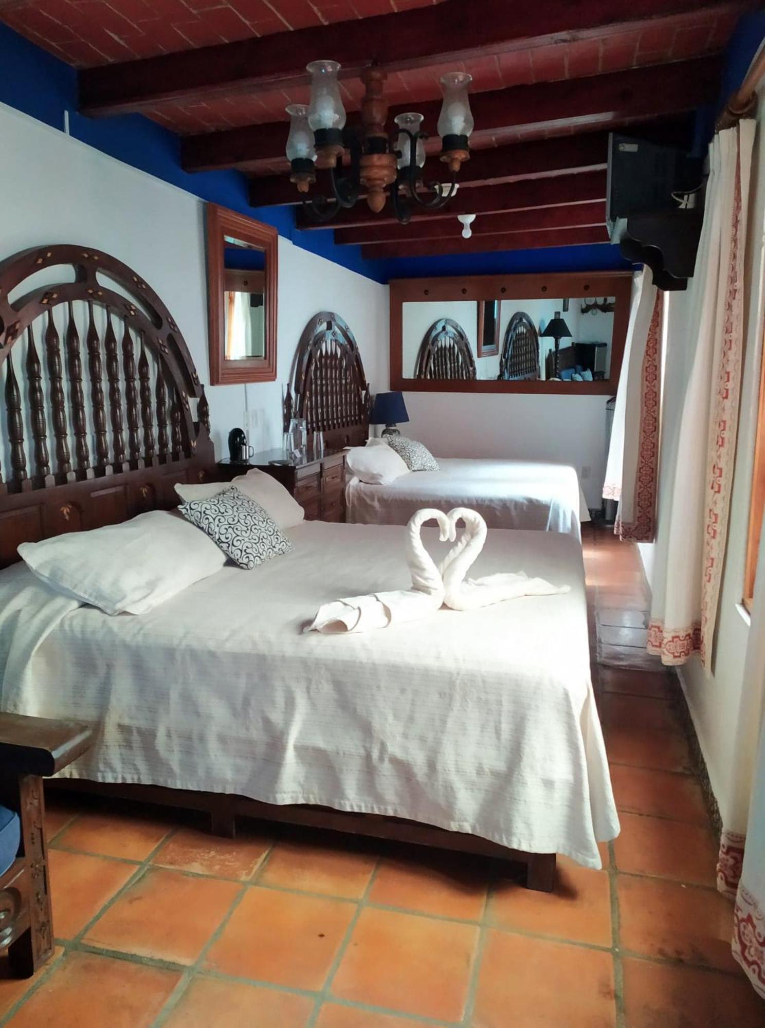 Superior Twin Room - Photo 4