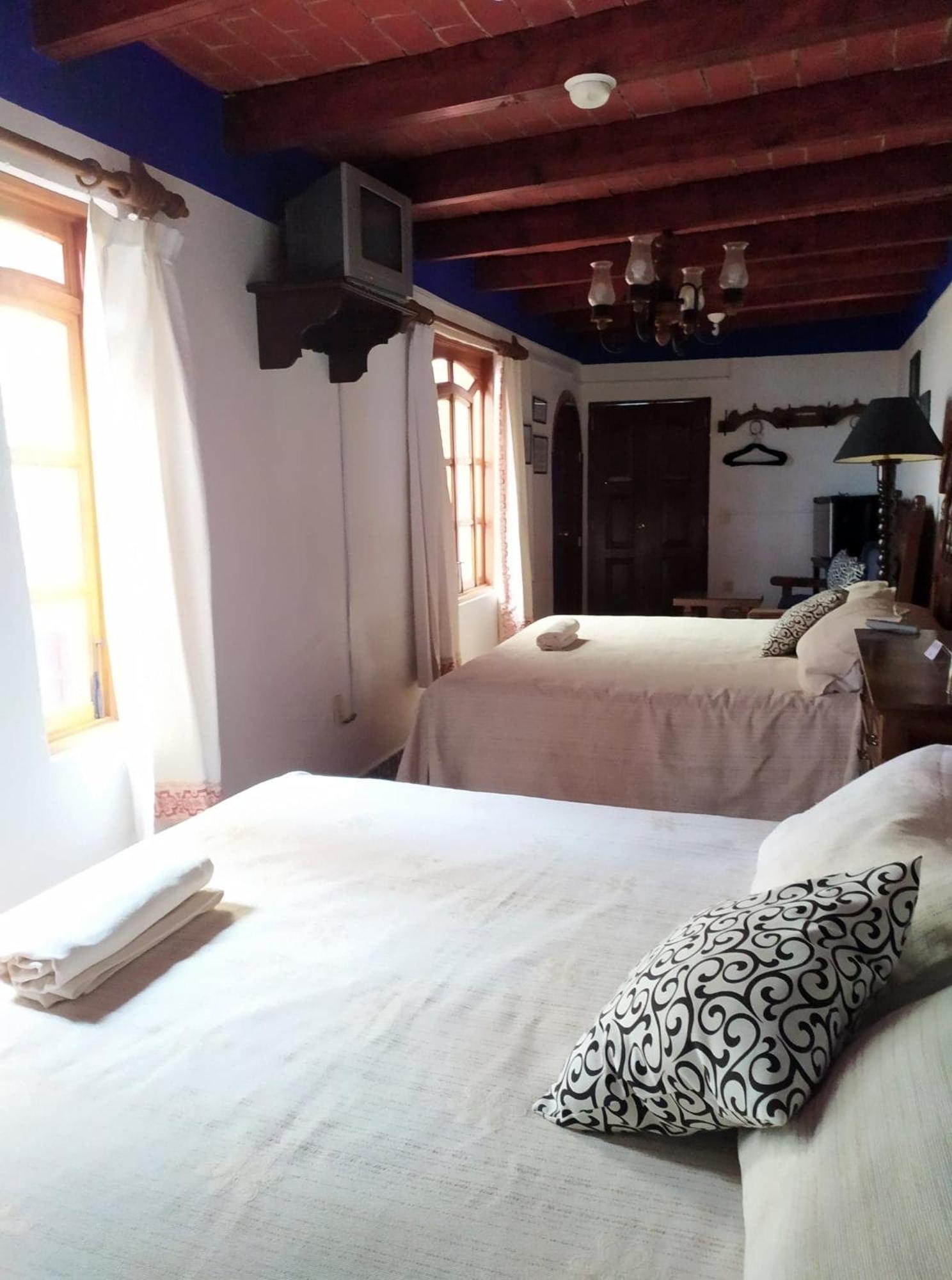 Superior Twin Room - Photo 3
