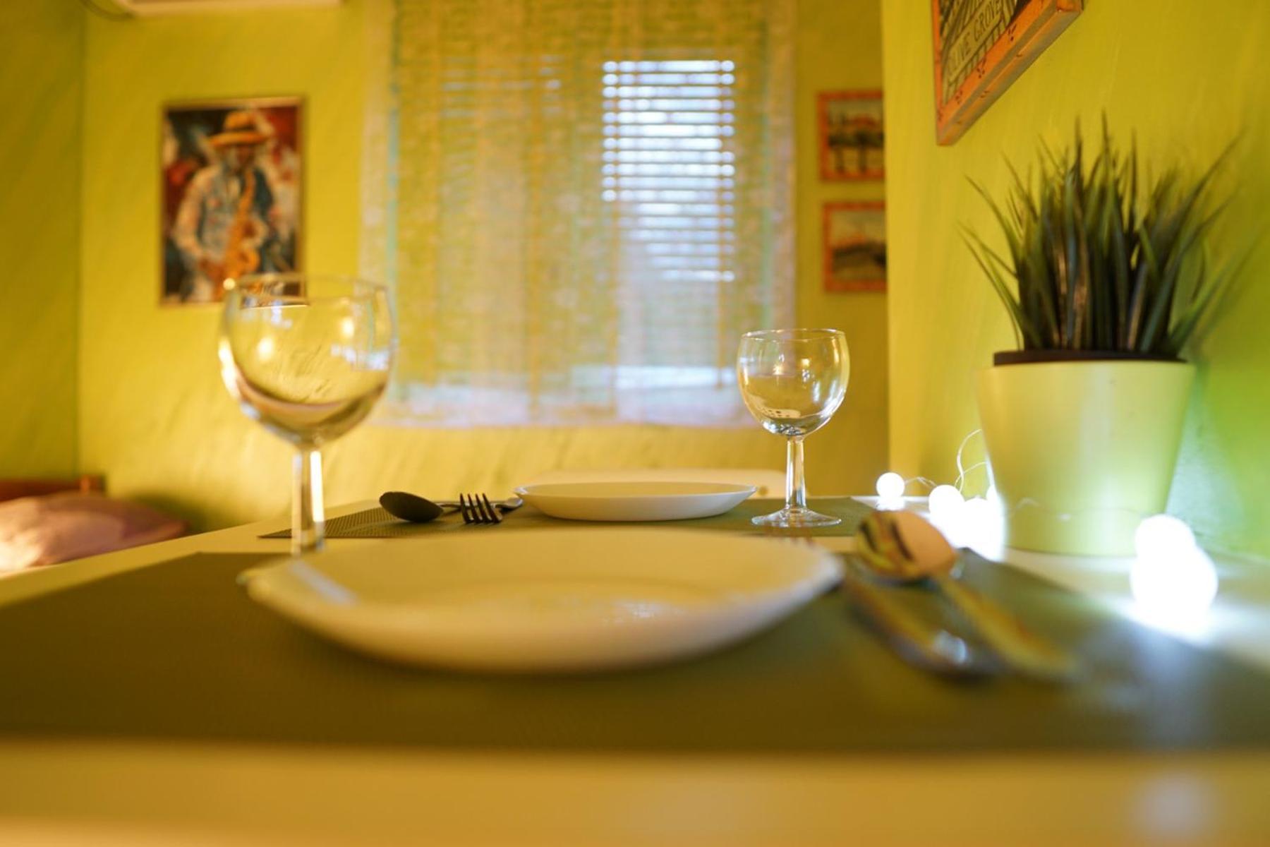 Studio Apartment photo 3