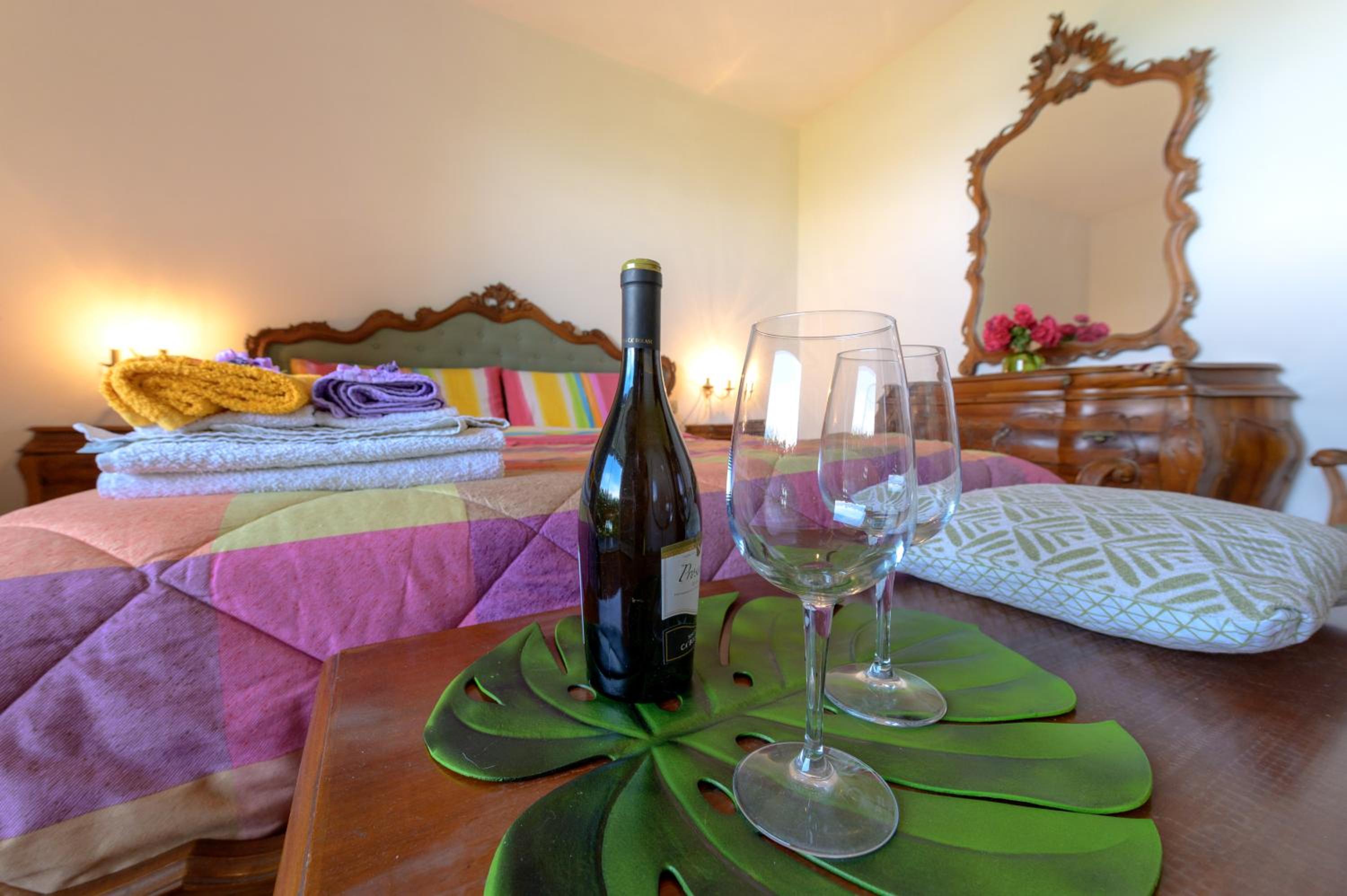 Double Room - Photo 5