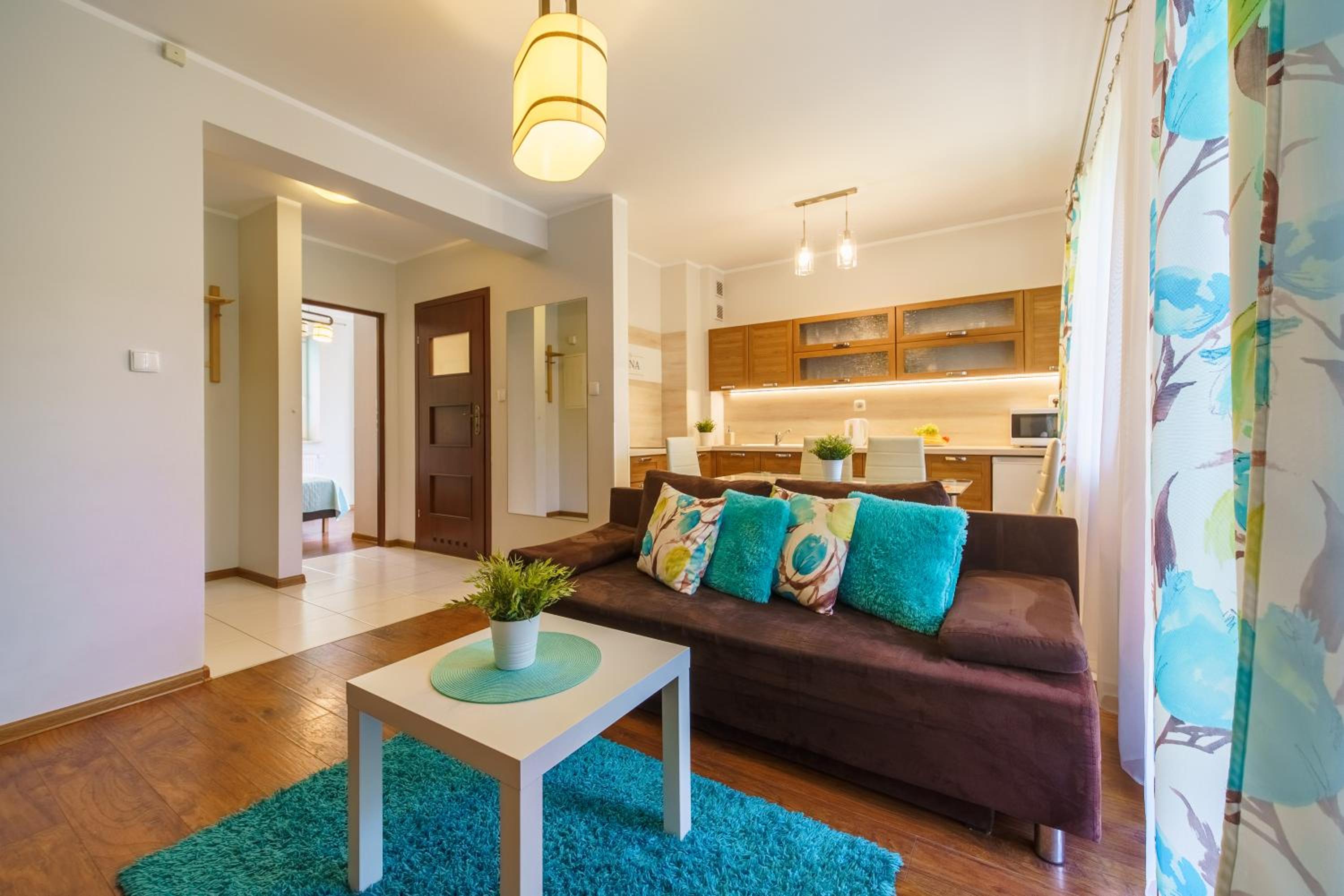 One-Bedroom Apartment with Balcony photo 1