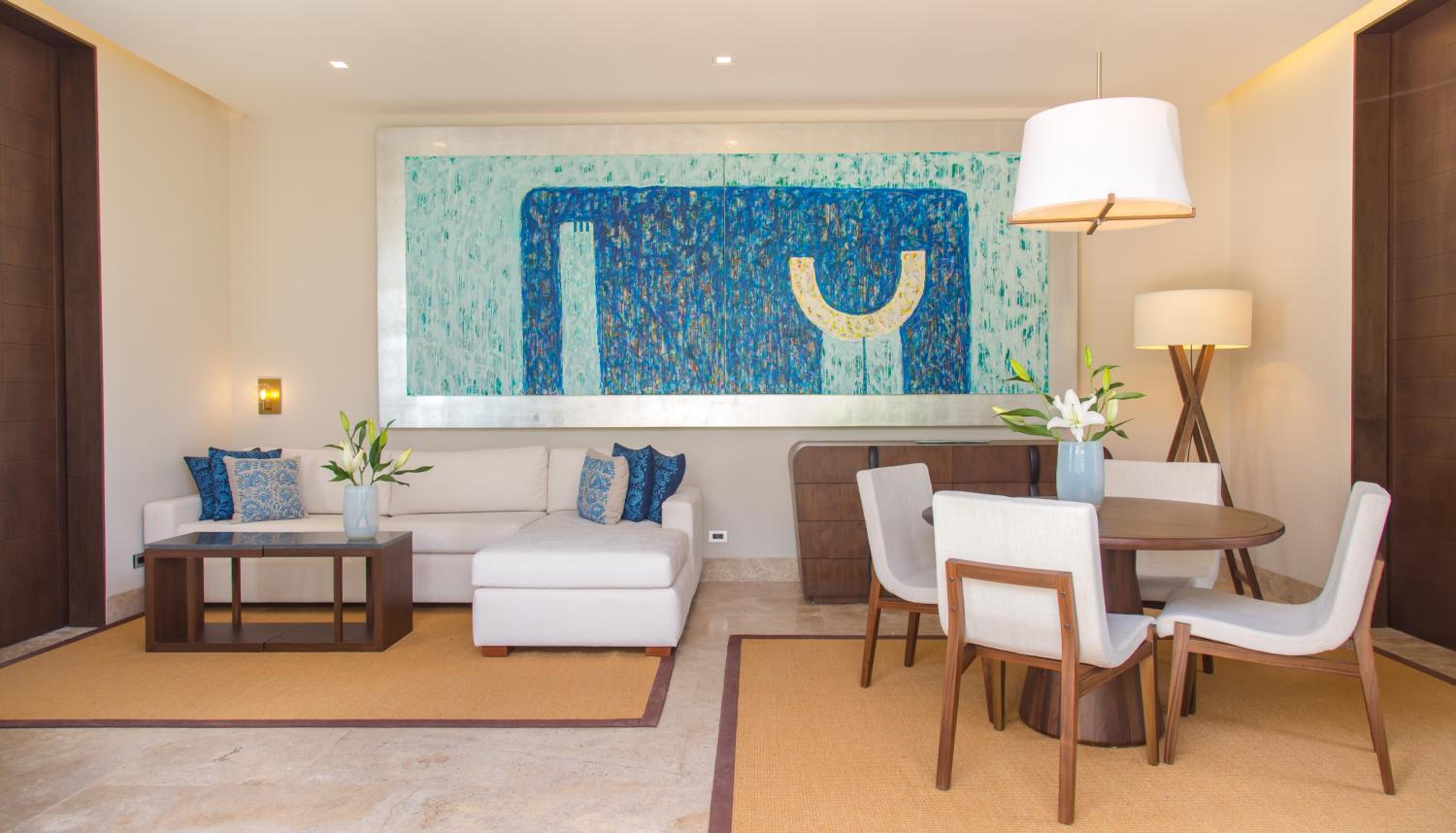 Deluxe Family Room - Photo 6