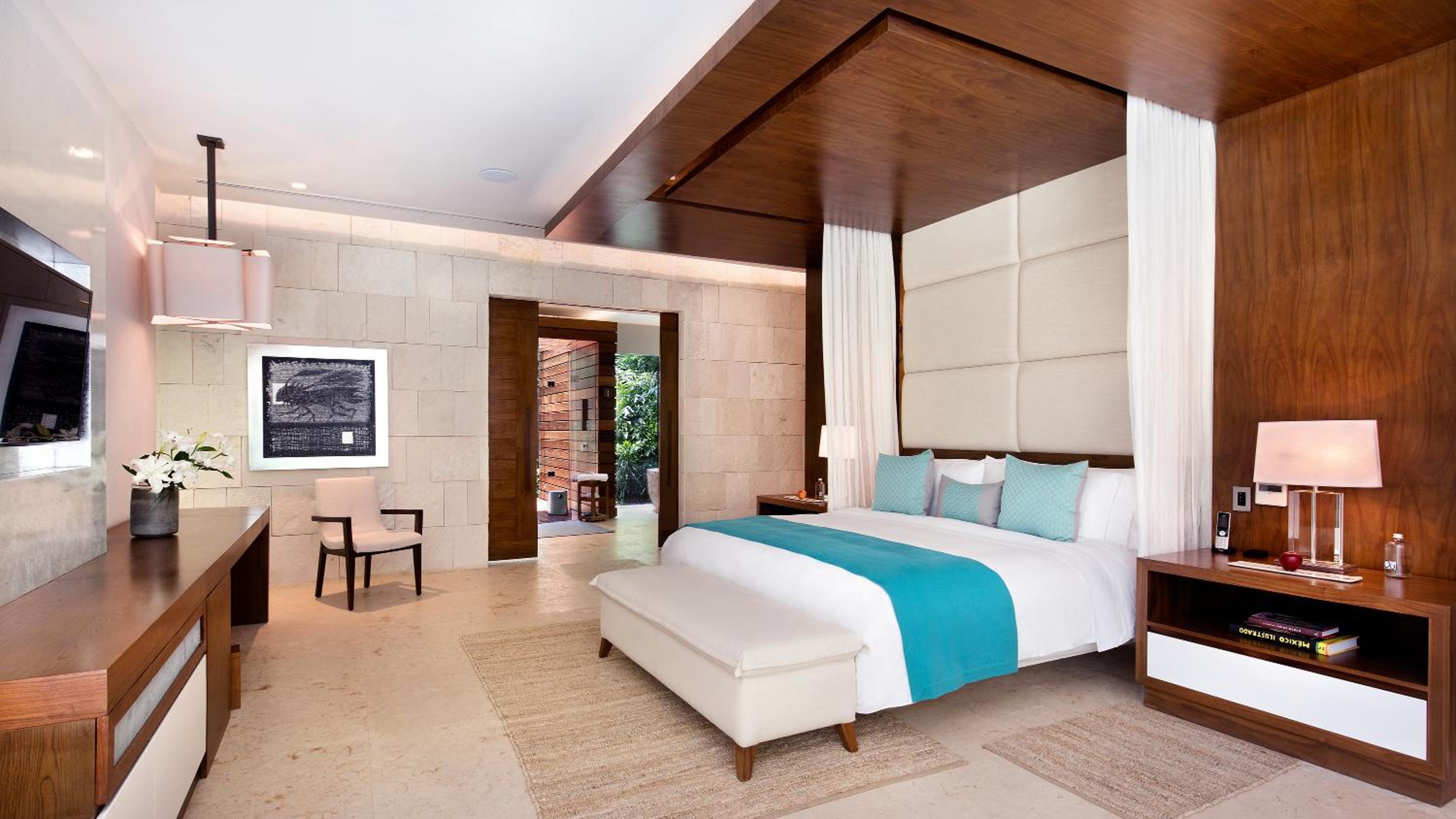 Three-Bedroom Suite - Photo 1
