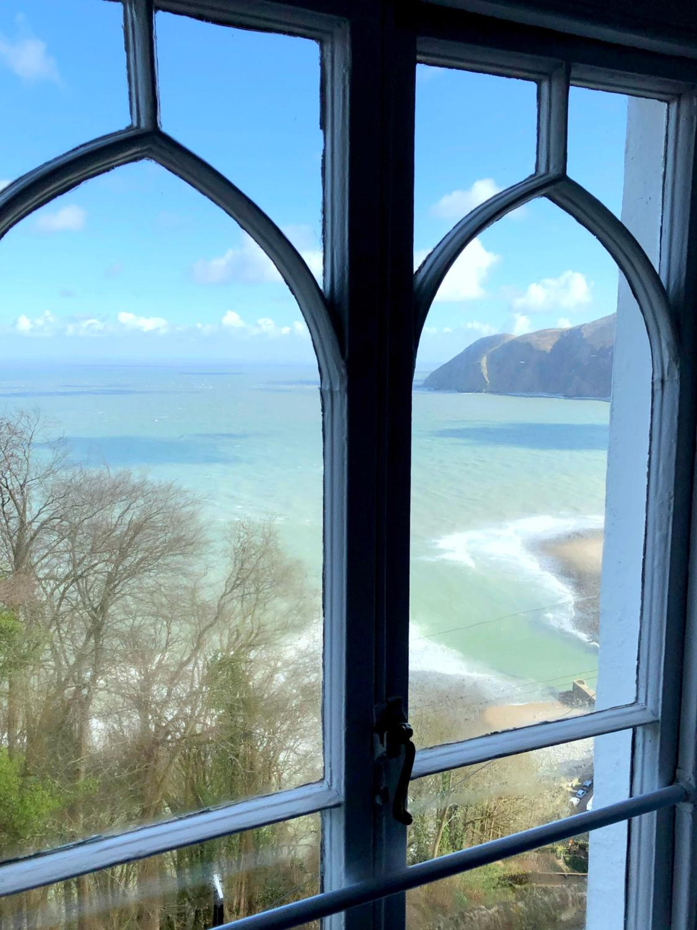 Superior Suite with Sea View - Photo 16