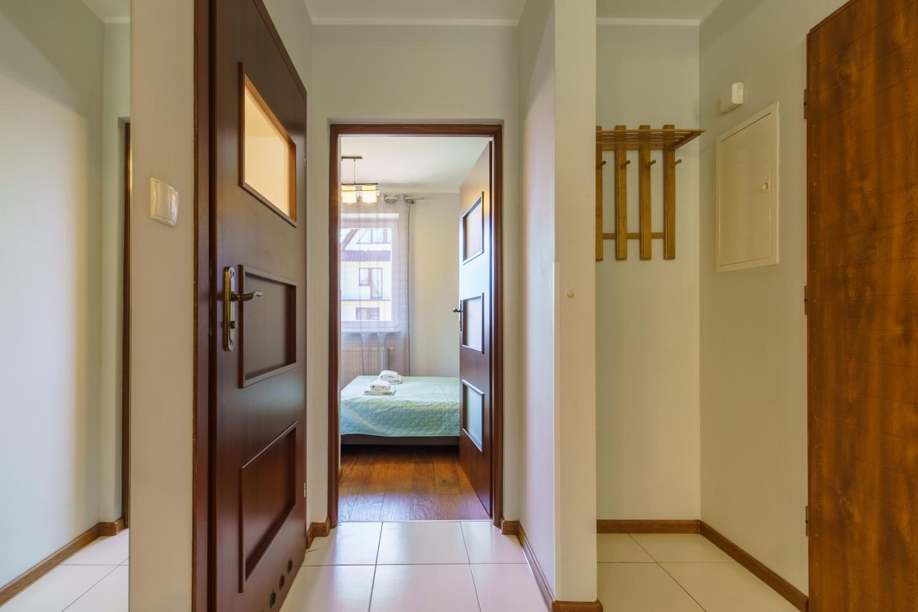 One-Bedroom Apartment photo 3