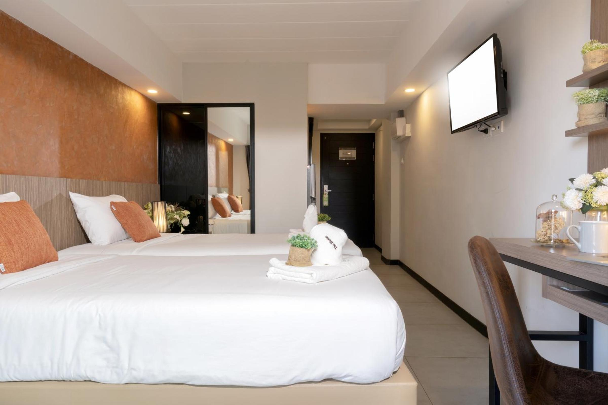 Deluxe Twin Room photo 2