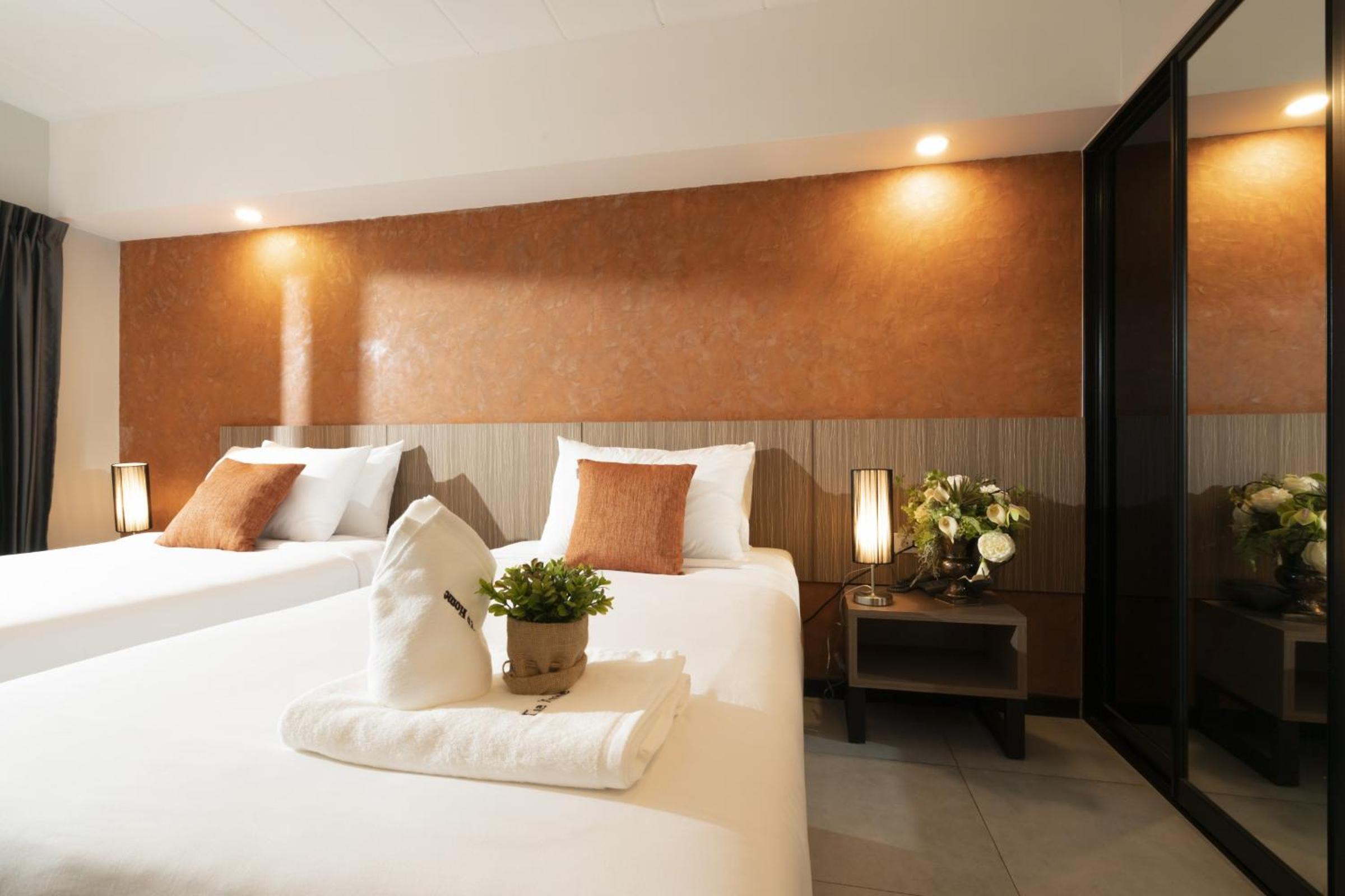 Deluxe Twin Room photo 3