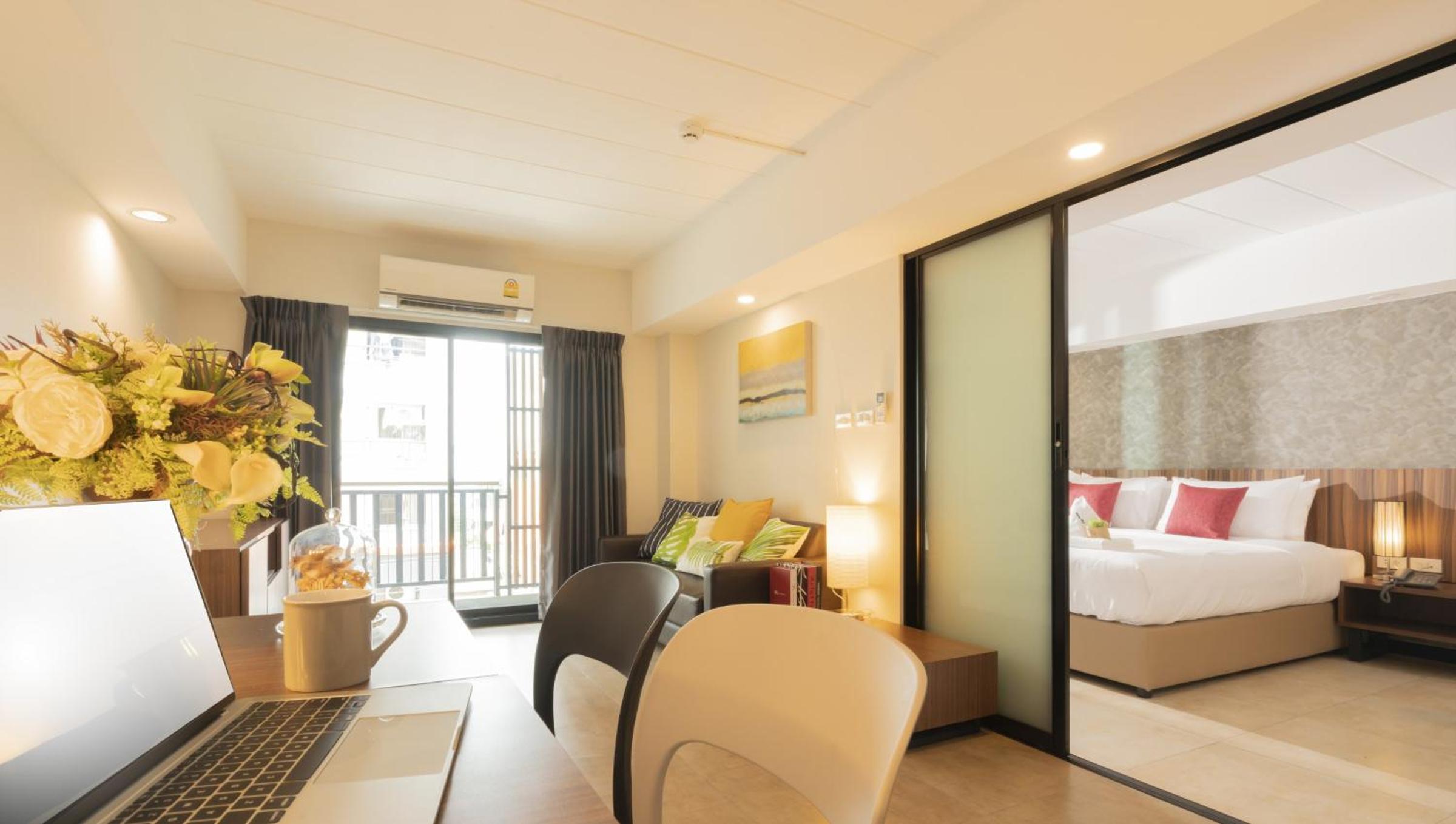 Queen Suite photo 2