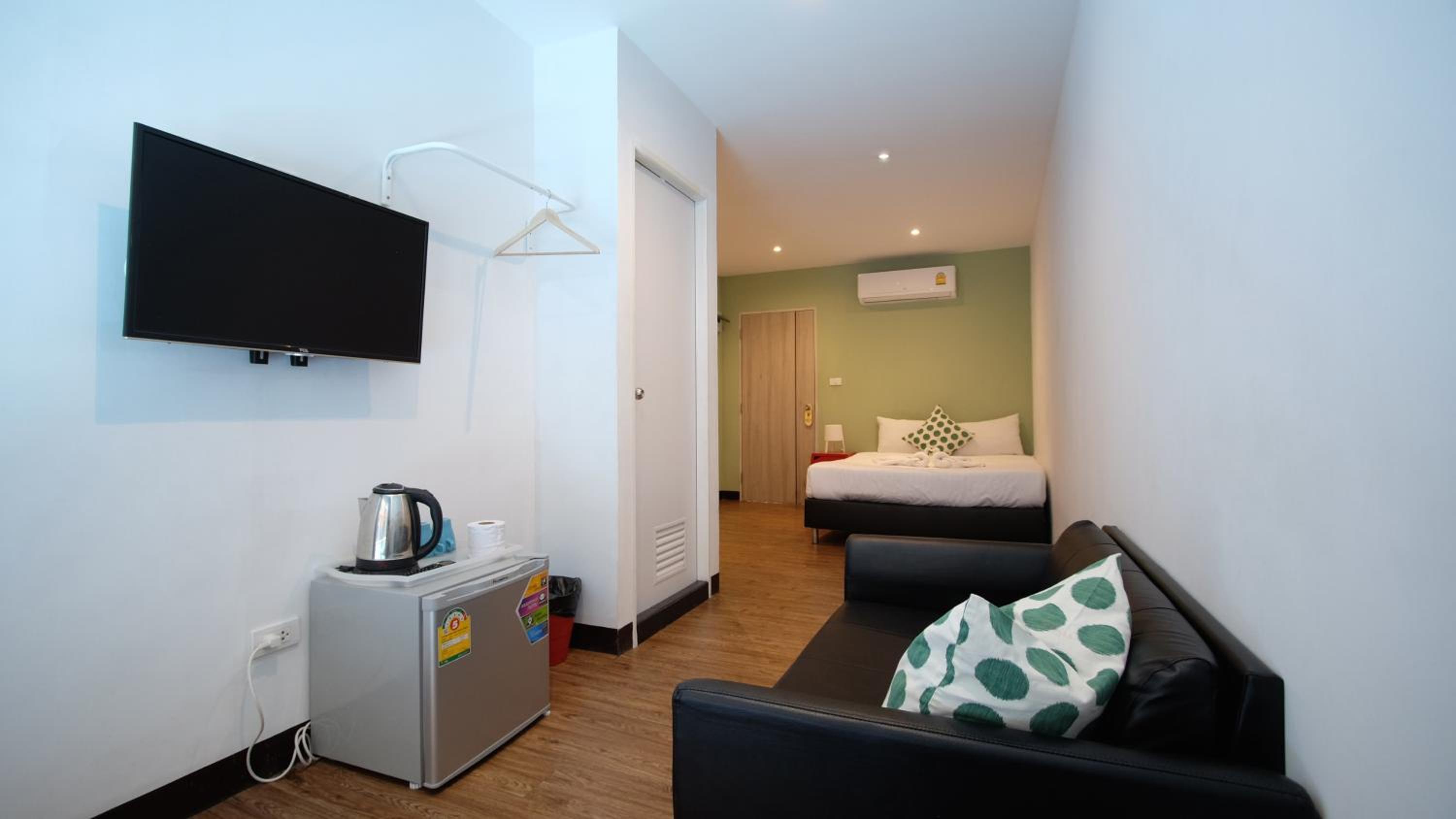 Single Room with Balcony photo 3