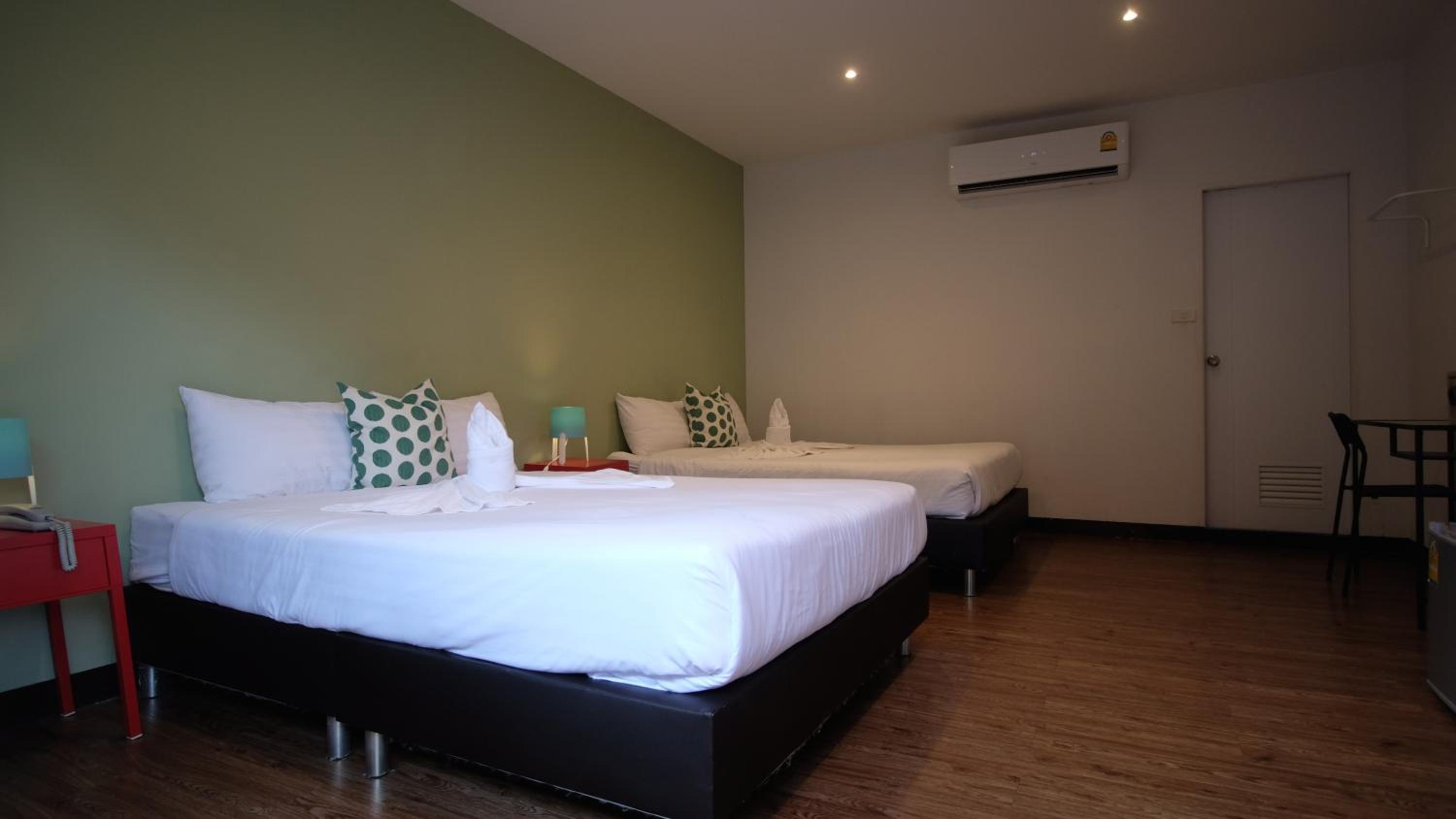 Standard Triple Room photo 3