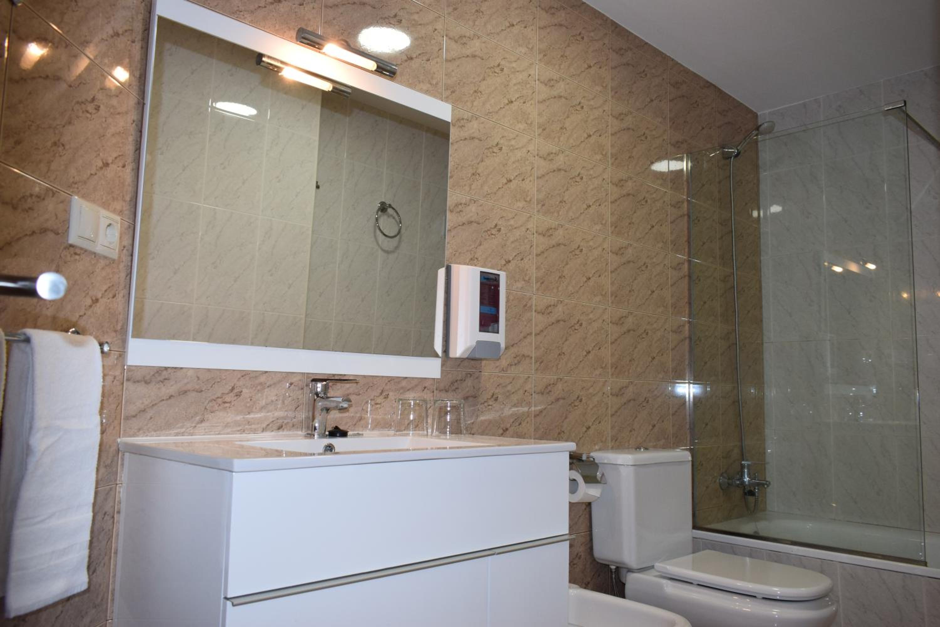 Two-Bedroom Apartment with Terrace photo 2