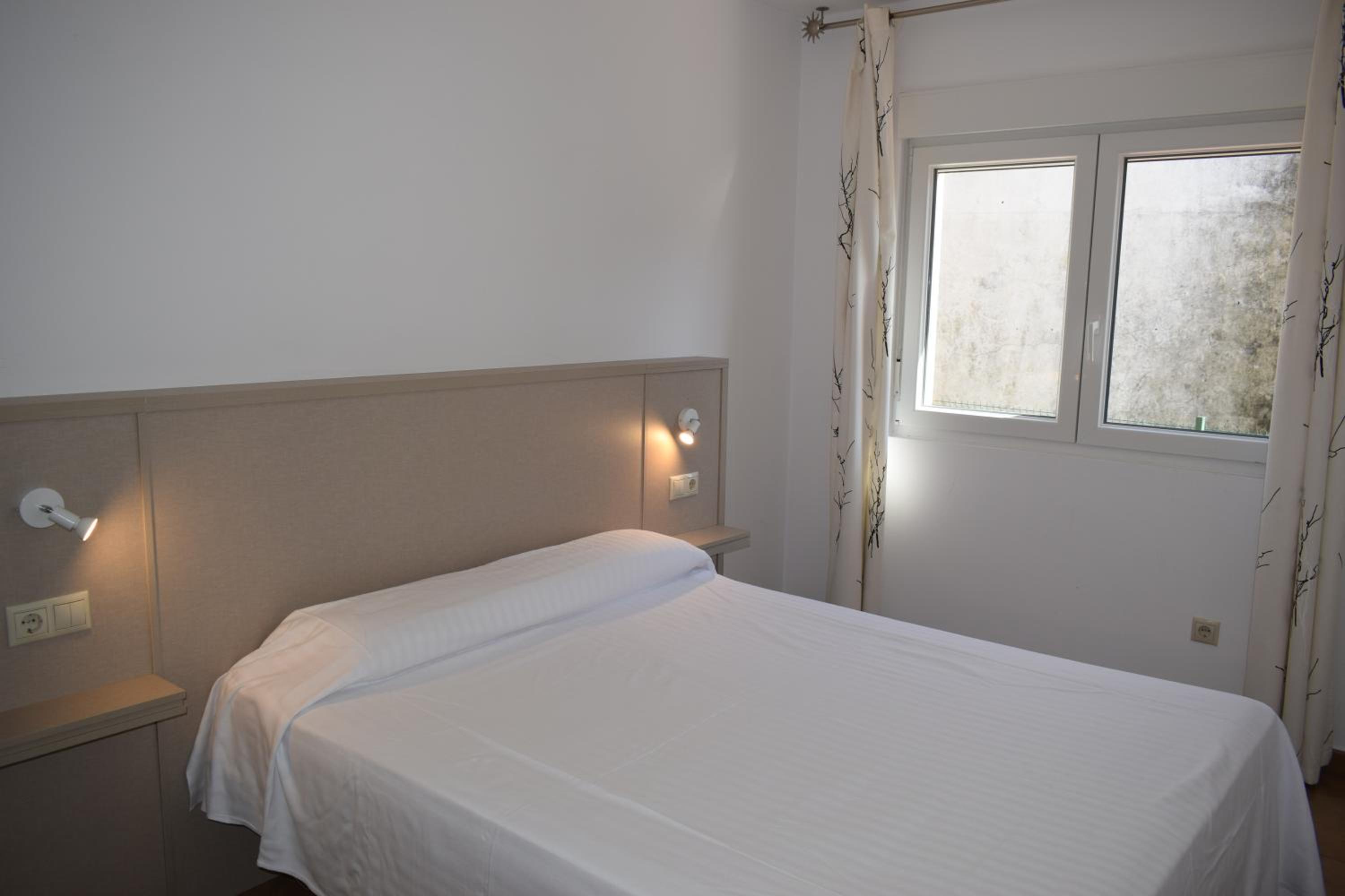 Apartamento de dos habitaciones con balcón