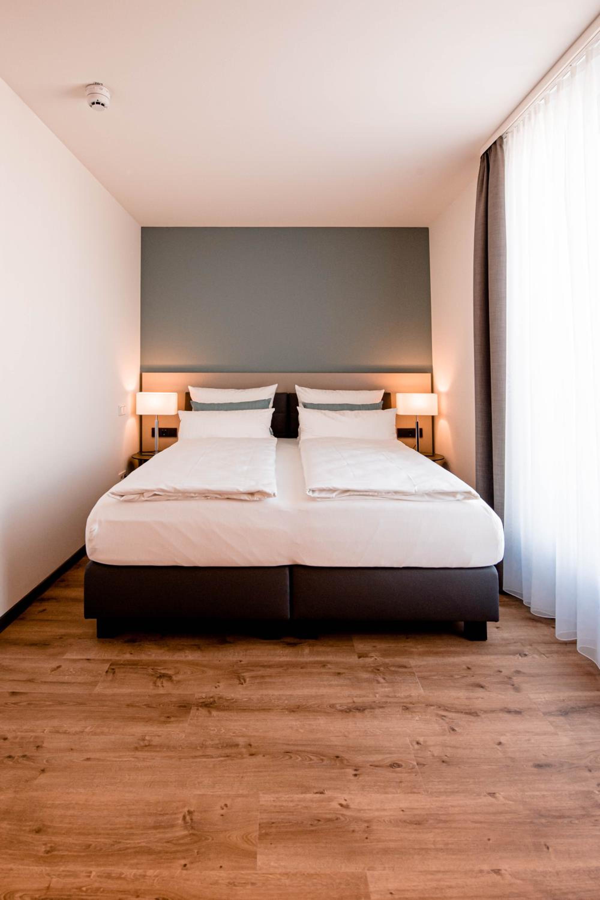 Double Room - Disability Access - Photo 1