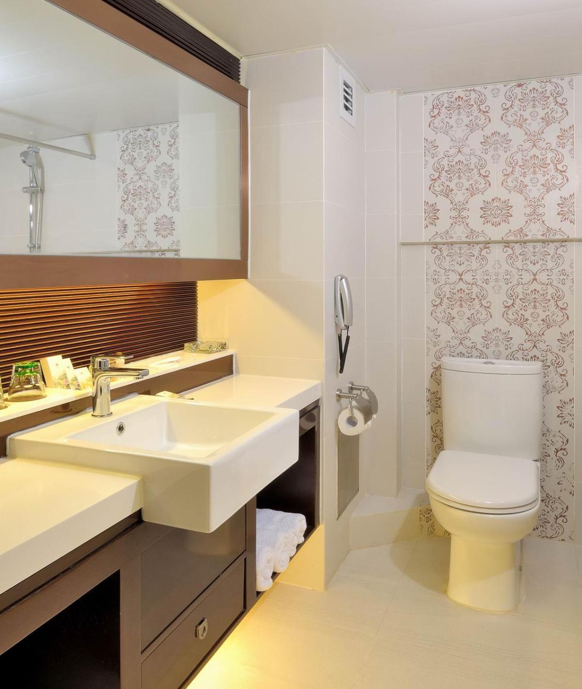 Standard Twin Room - Photo 5